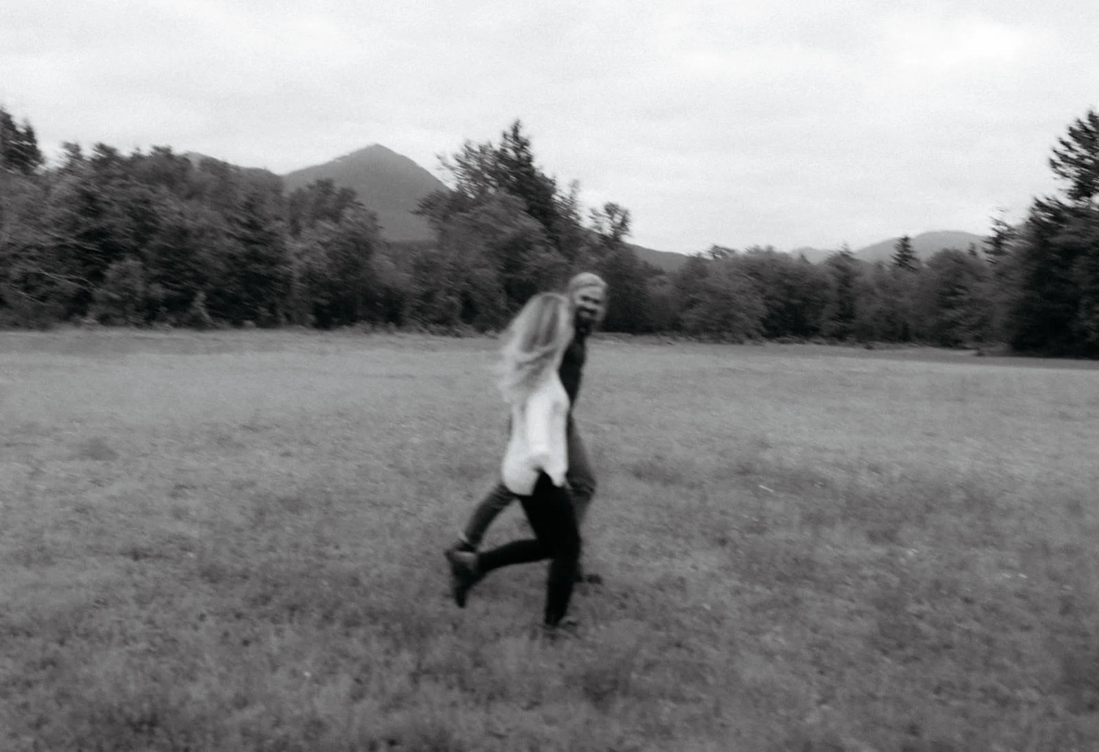 northbend_washington_engagement_session-1630-2.jpg