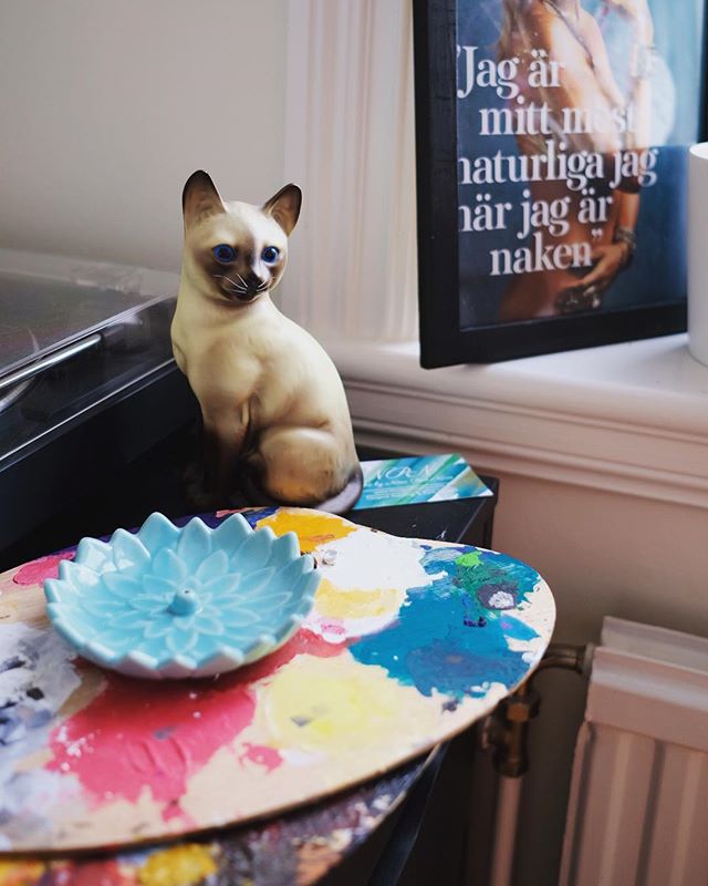 Hi guys! 🌟 I am so sorry I&rsquo;ve been gone for a while. I&rsquo;ve been moving house so that has taken up a lot of time. I&rsquo;m starting to get all sorted in the new place. Even though I&rsquo;m far from done, I will have more time to upload m