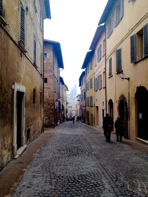 One last stroll through Urbino. 