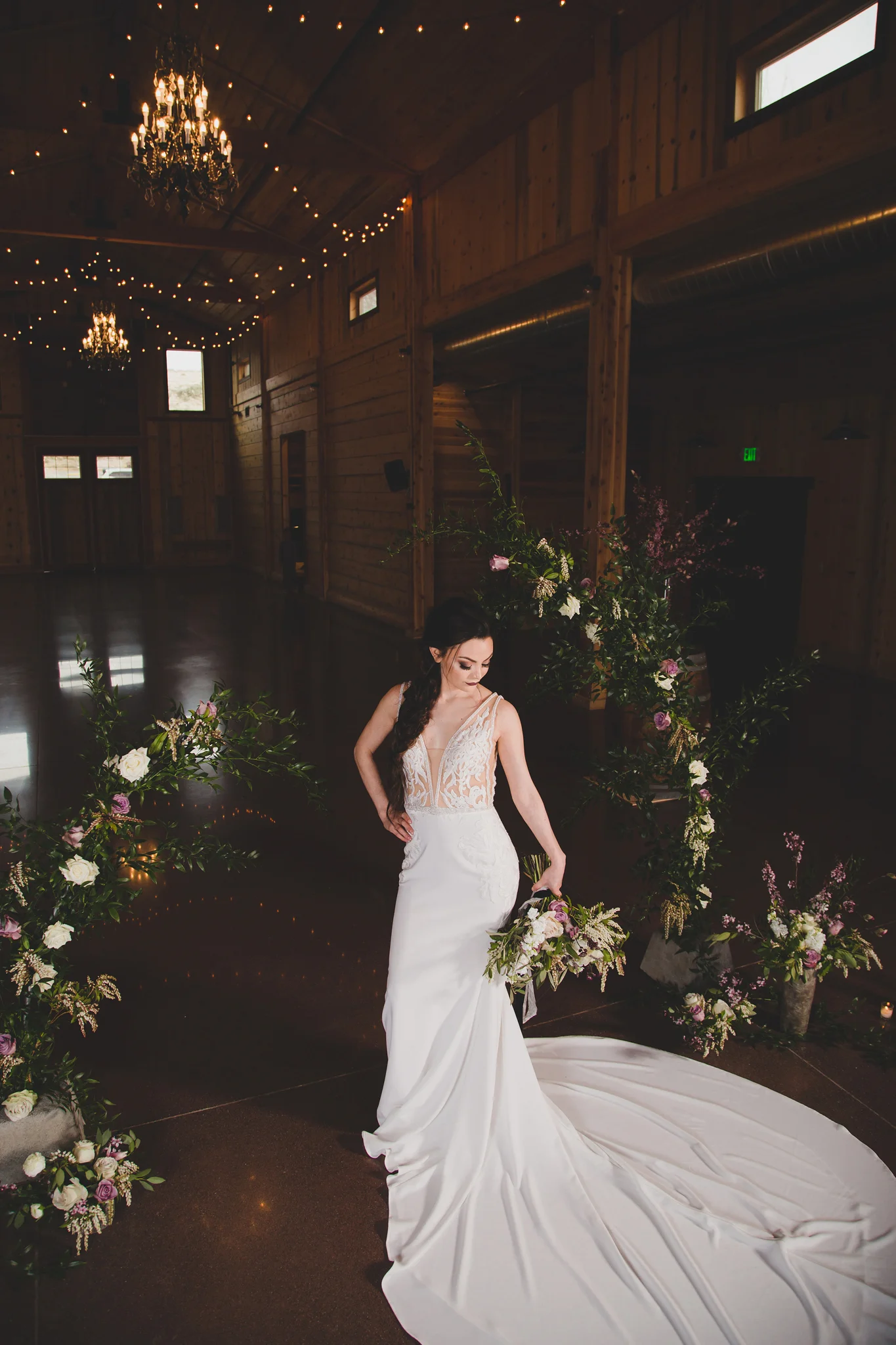 JEP_3-23-18 Modernwed_insp shoot-130.jpg