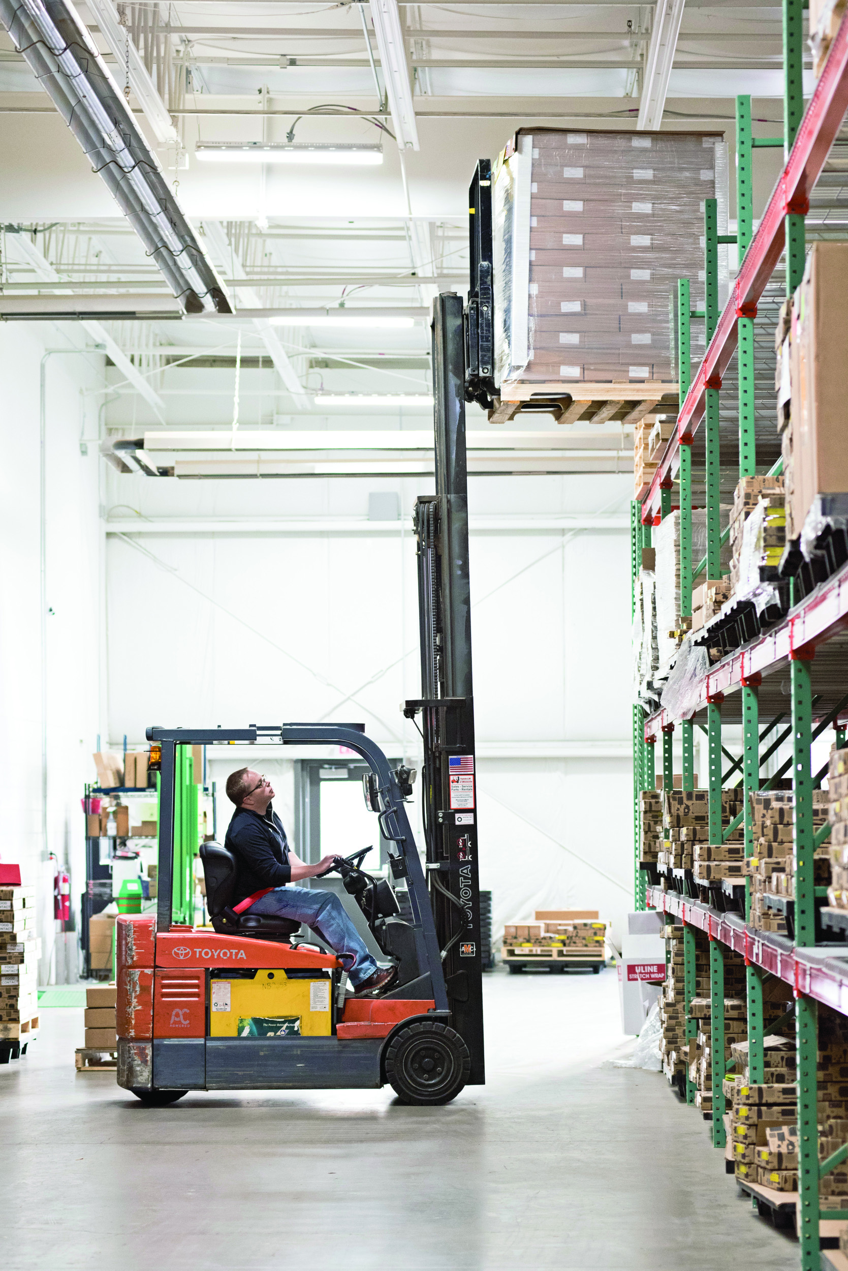 forklift 1.jpg