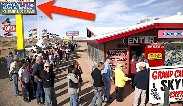 Powerball-queue.jpg