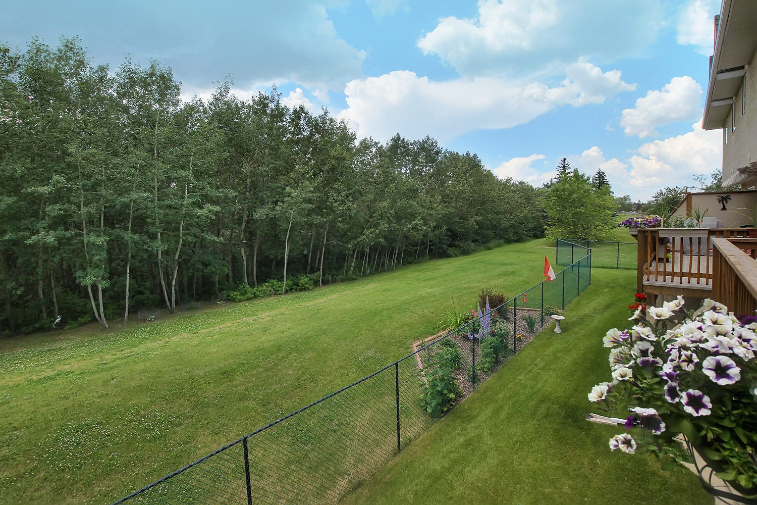 ravine_estates_edmonton_gallery_06.jpg