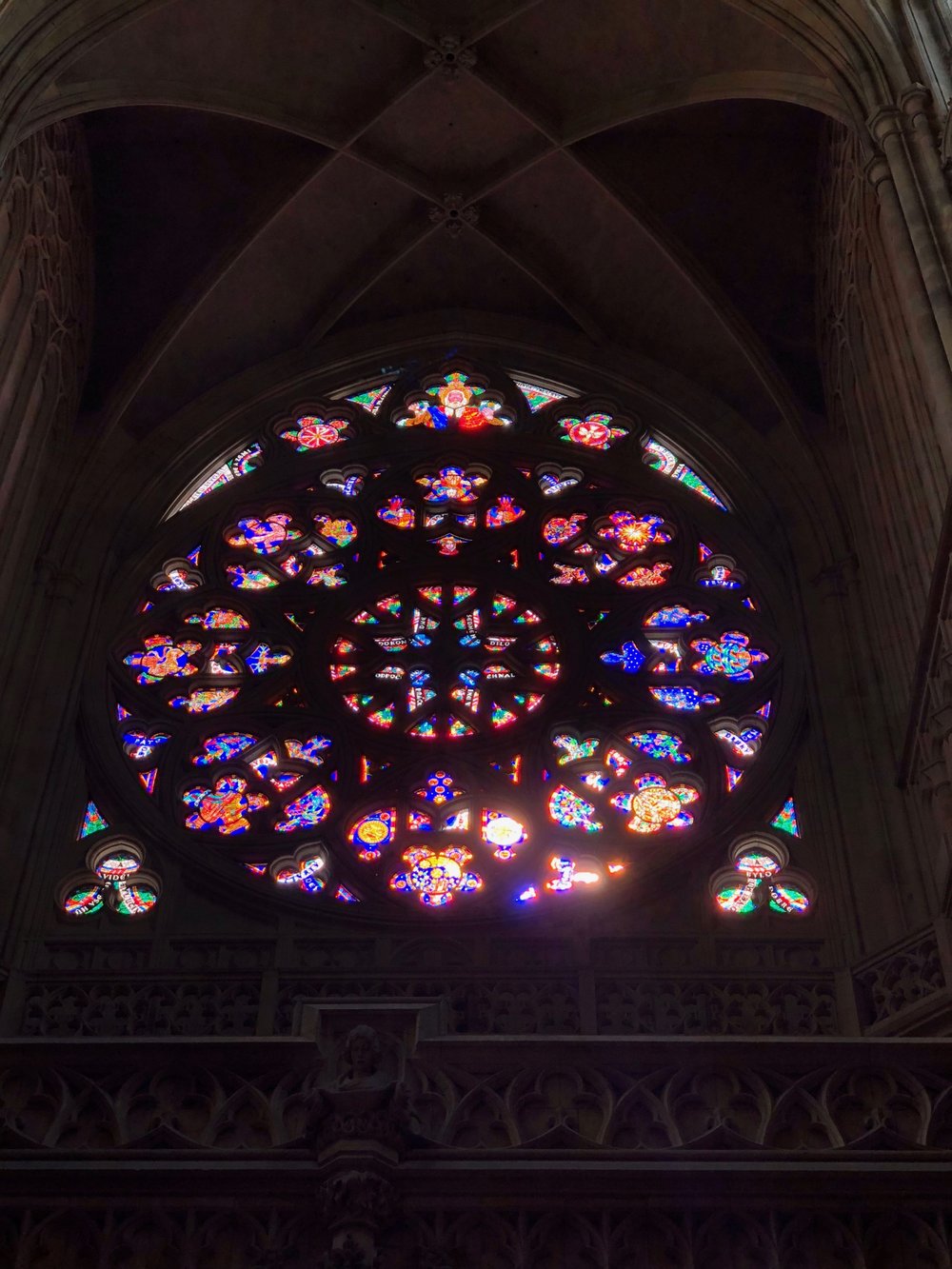 Prague Cathedrial inside 2.jpg