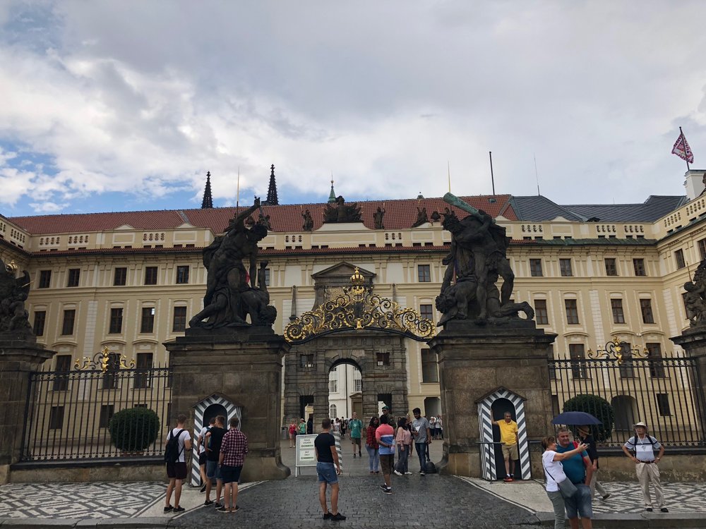 Prague Castle 3.jpg