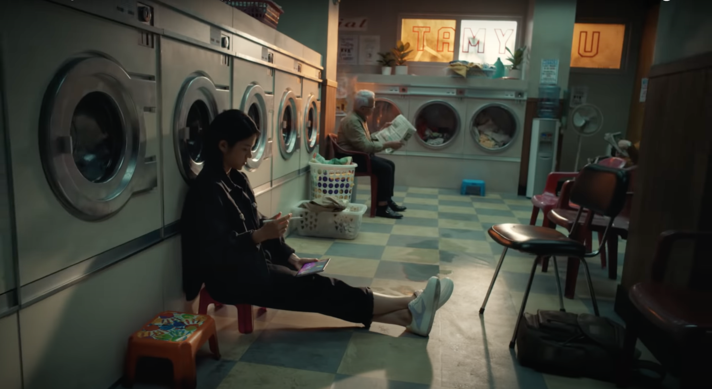 Apple 'iPad Mini' // Dir. Sacred Egg