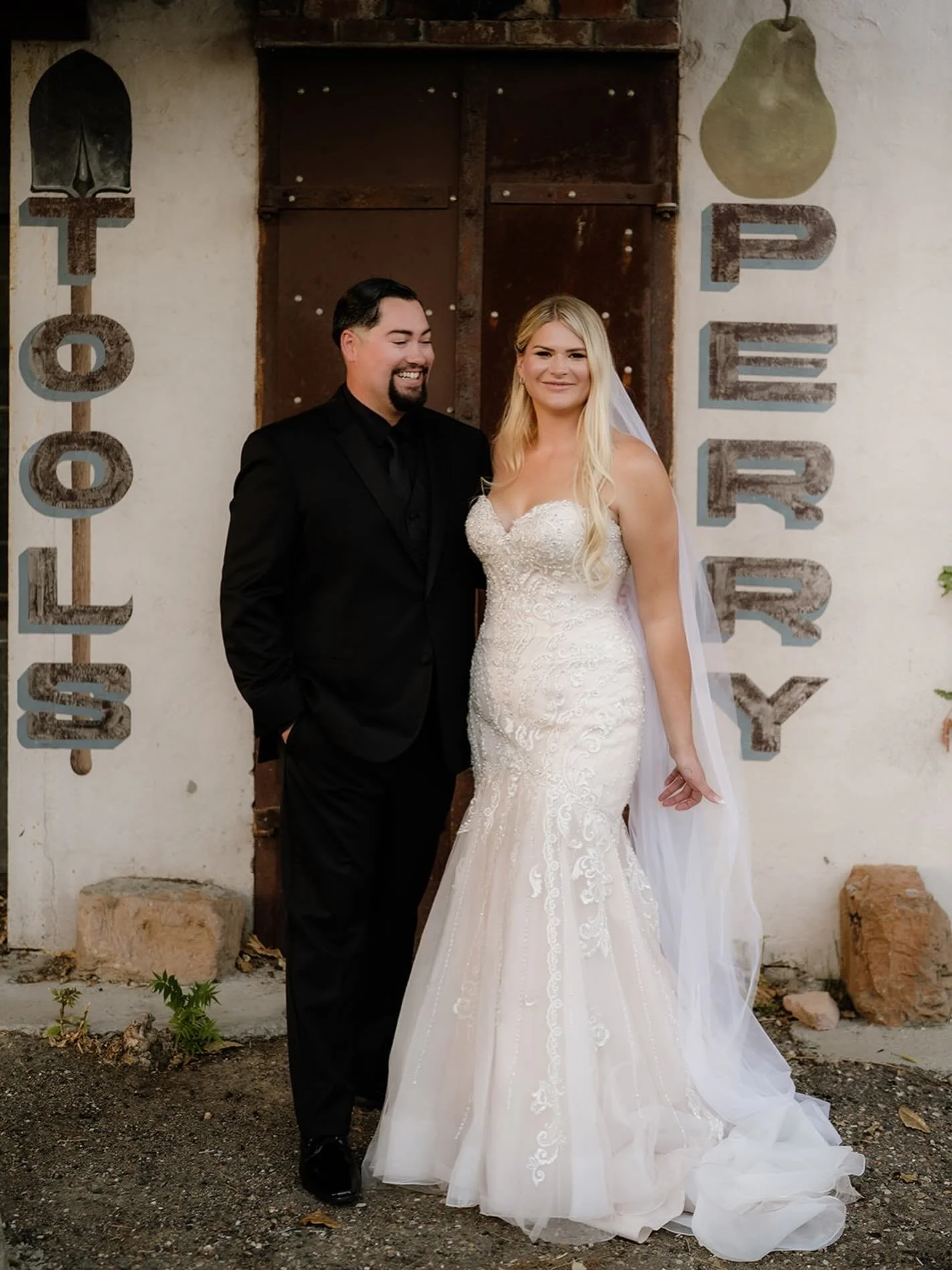 Breaking up the family sessions&hellip;. Time to hunker down now that all the family sessions are near finished and get those weddings all done. 🙃 I&rsquo;ll be glued to my computer chair if you need me @chelsaballer @princesshunter94 @meggy_mvp