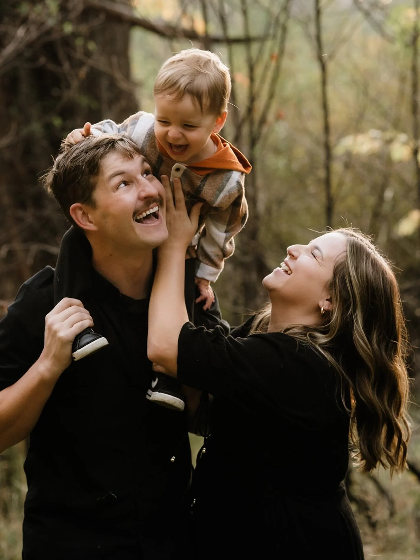 Gift Certificate sale still happening over here! I have a couple left of both full sessions at 100$ off and mini sessions at 50$ Link in page highlights or in story. @_nicoleterry