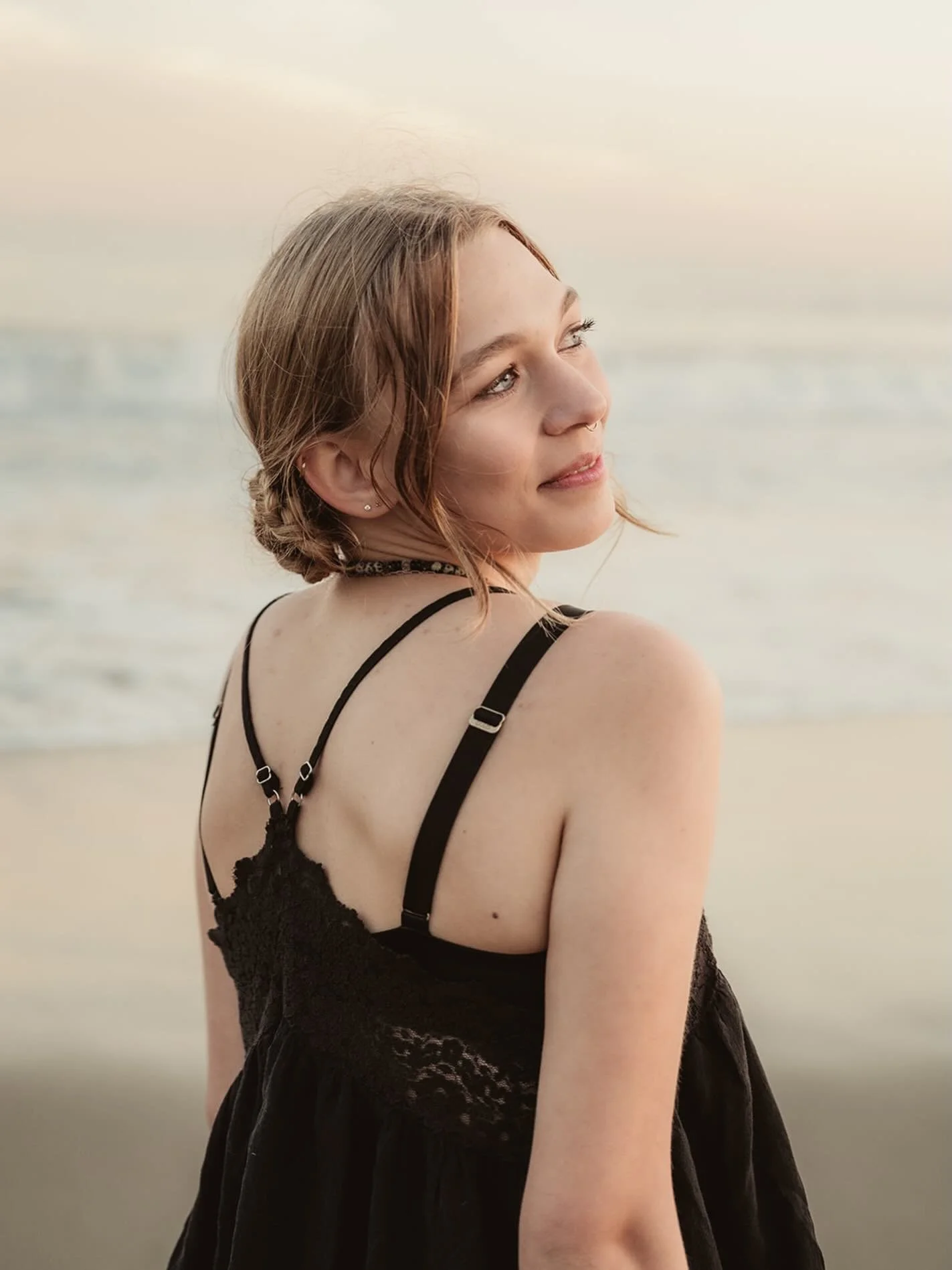 18! Got the kiddo down to the beach for her senior photos and to celebrate her 18th birthday.  Love you Missy! @_.peppers.__._