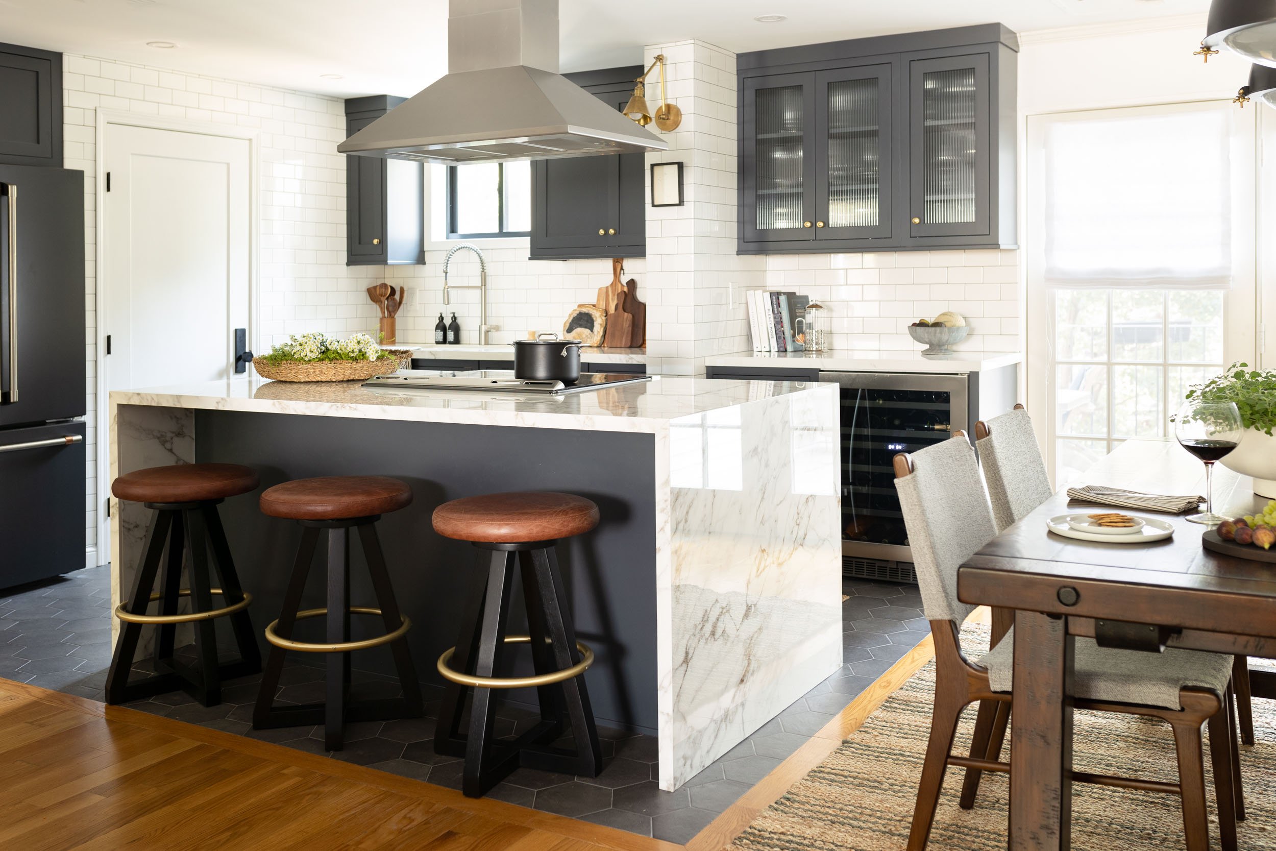 charlestown-bachelor-pad-condo-styled.jpg