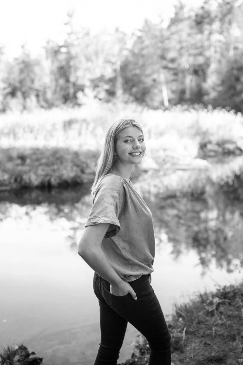 kayleesenior_011_1.jpg