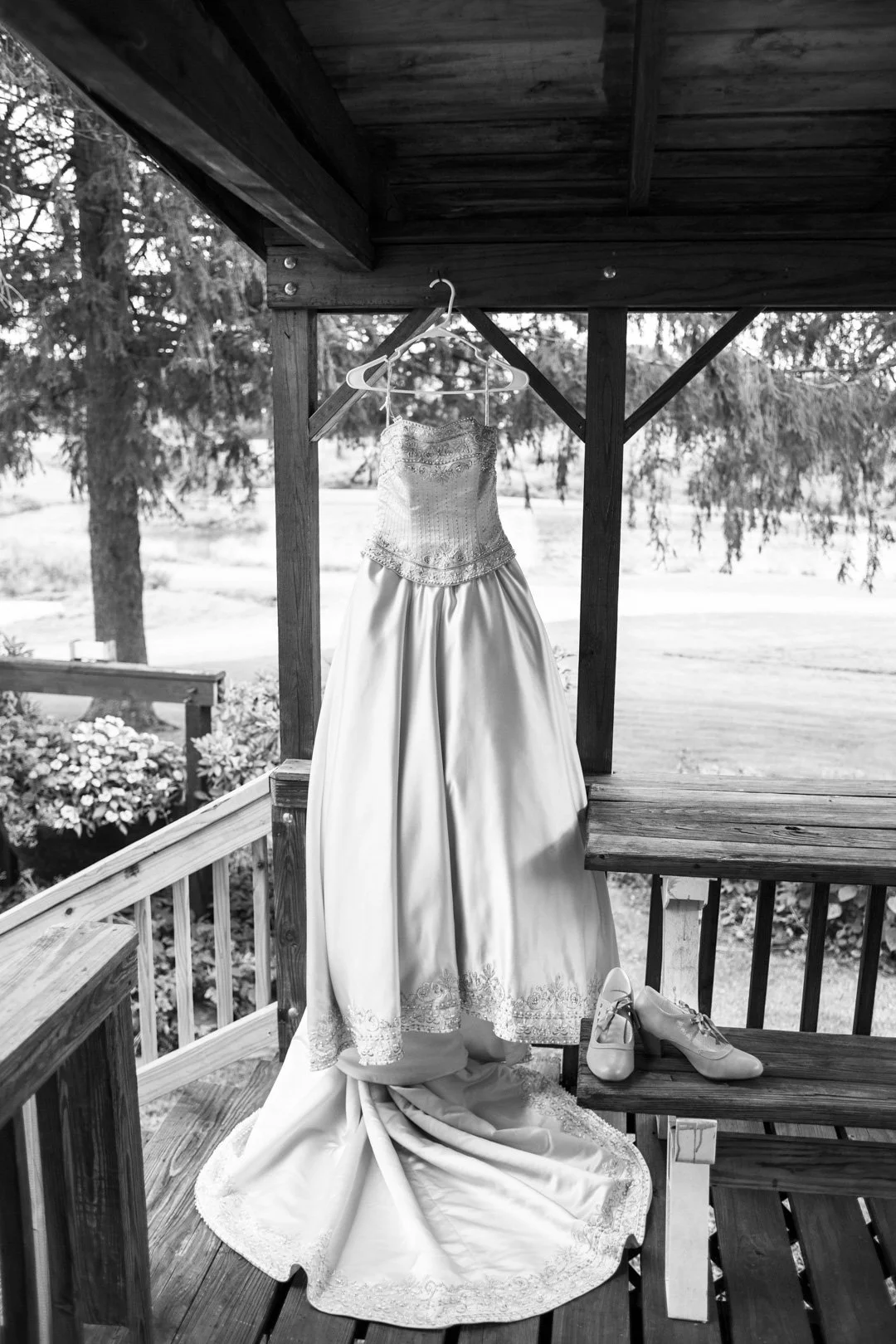 hannah&keeganwedding_008.jpg