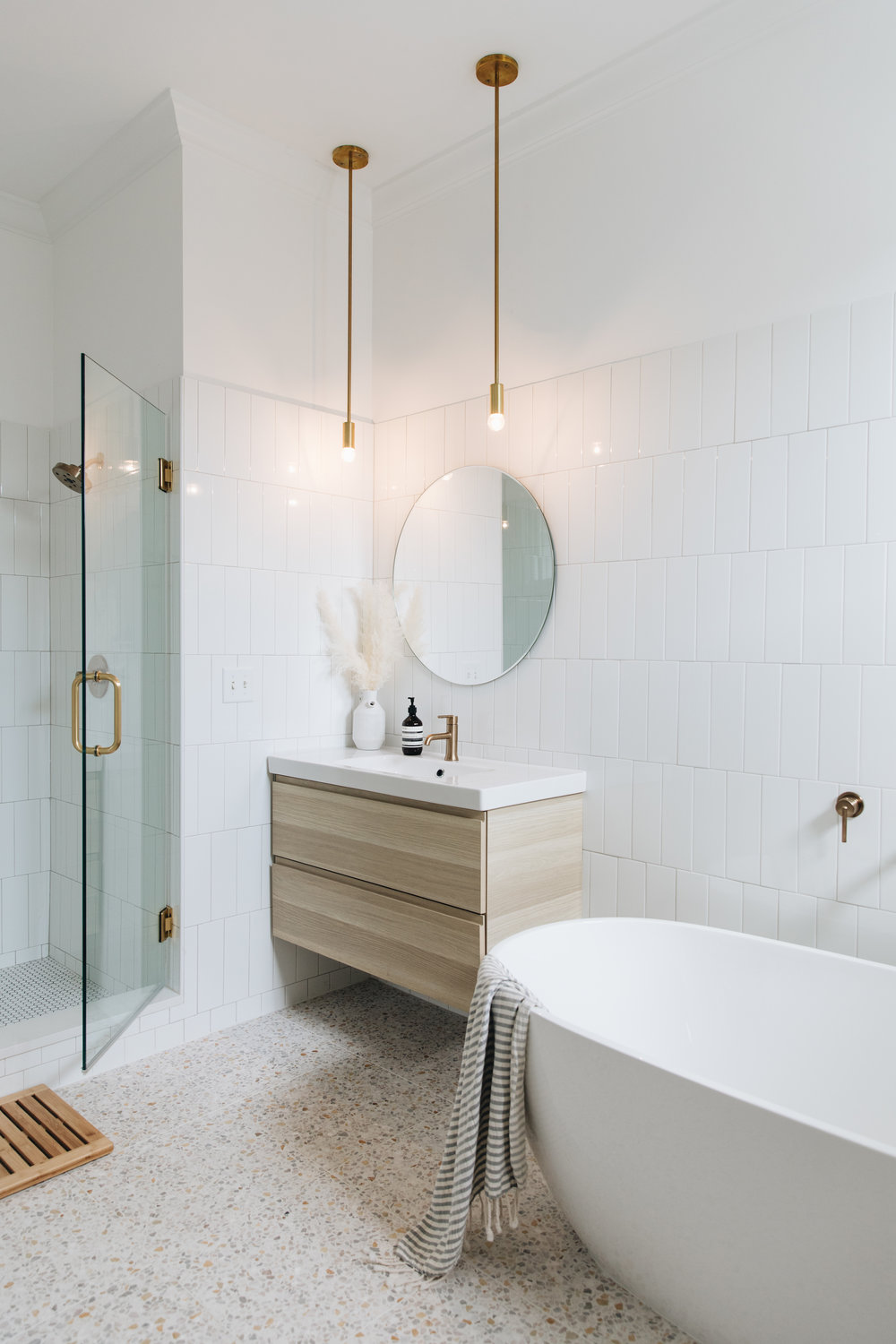   Vanity    Faucets    Mirrors    Pendants    Soaking Tub    Shower Trim  