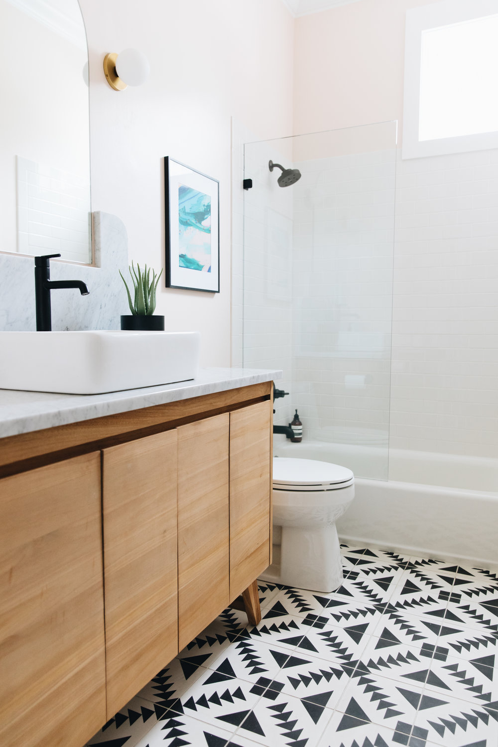   Vanity    Sink    Floor Tile  