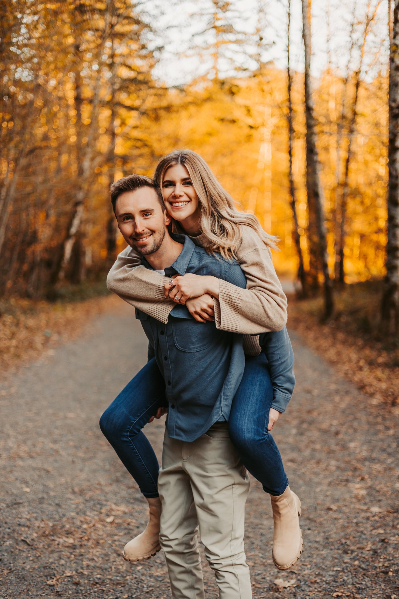 Fall Rattlesnake Lake Engagement Photos