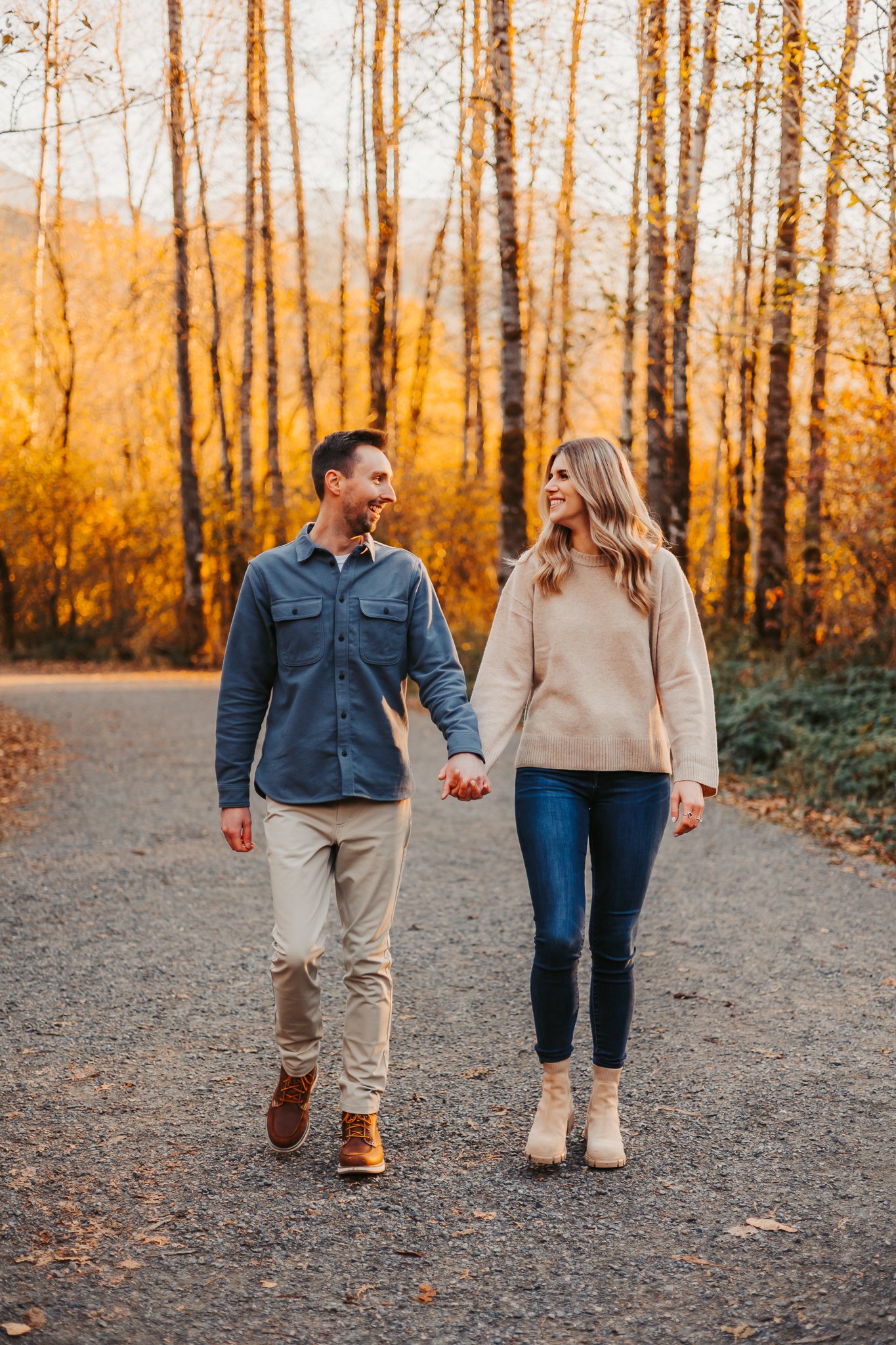 Fall Rattlesnake Lake Engagement Photos