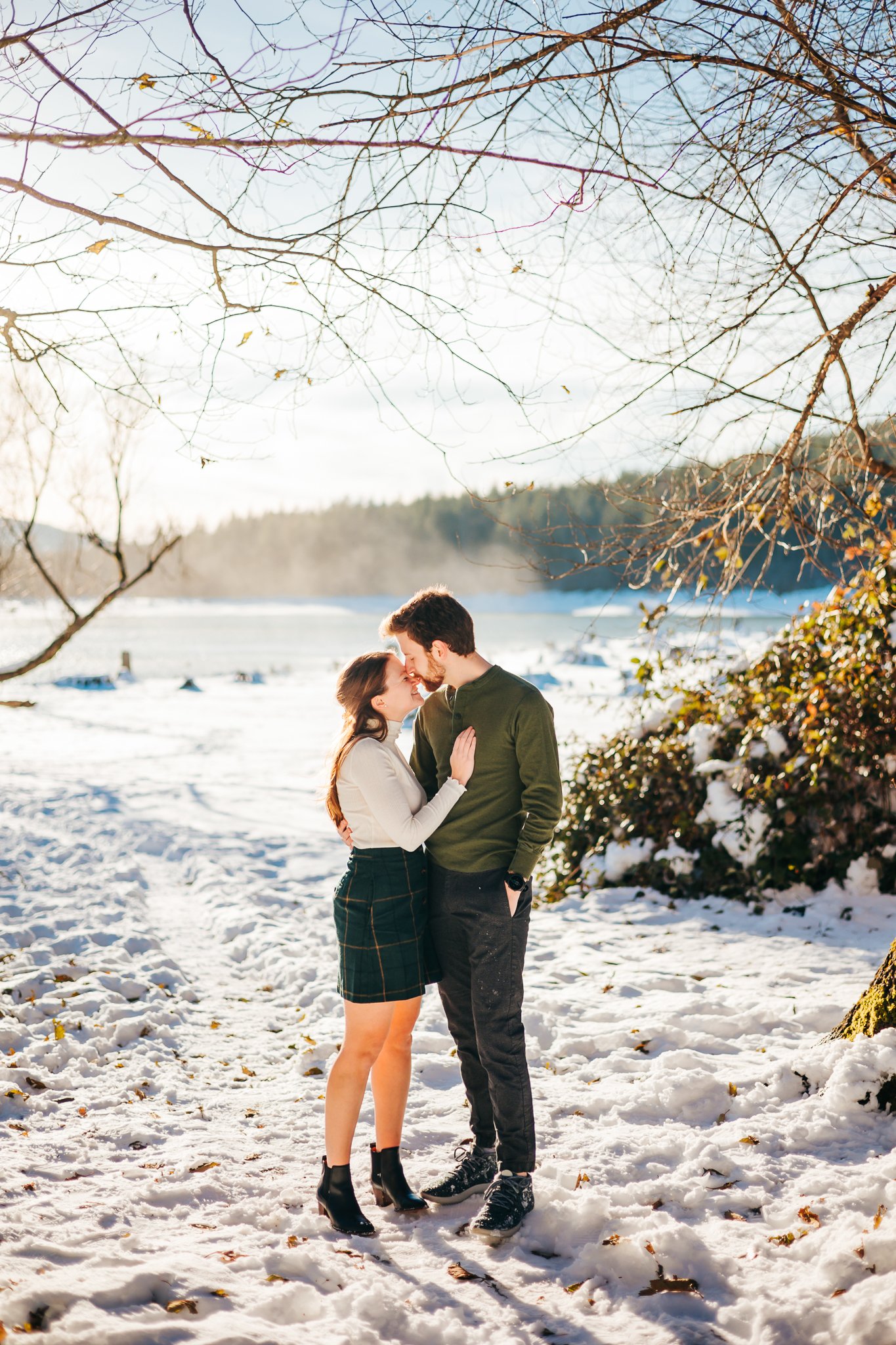 Rattlesnake Lake Engagement Photos in the Winter