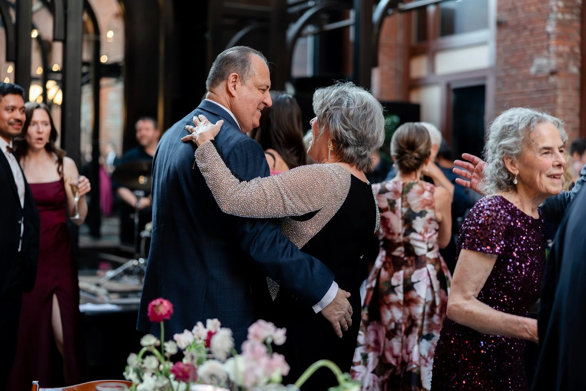 Europa-Court-in-the-Square-Seattle-Wedding-Sarah-Campo-Photography-411.jpg