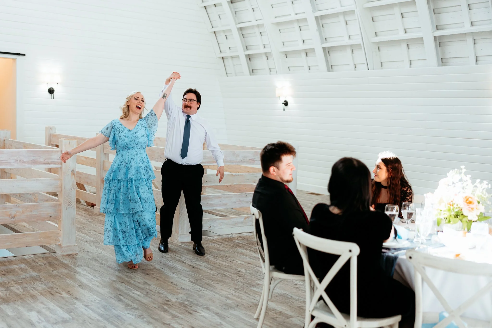 Fiddlers-Bluff-Snohomish-Wedding-Sarah-Campo-Photography-325.jpg