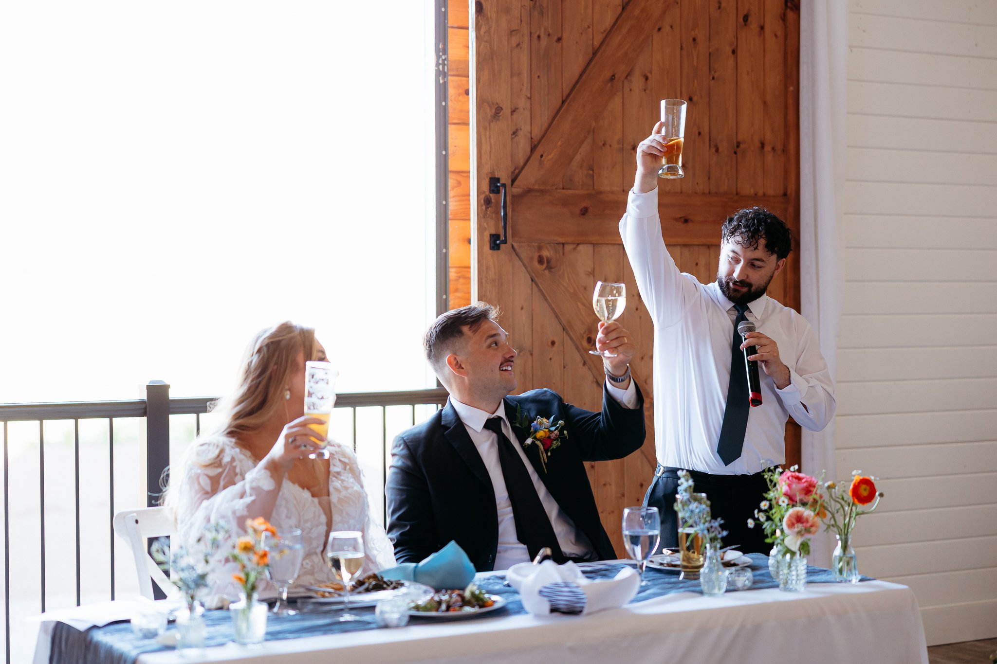 Fiddlers-Bluff-Snohomish-Wedding-Sarah-Campo-Photography-382.jpg