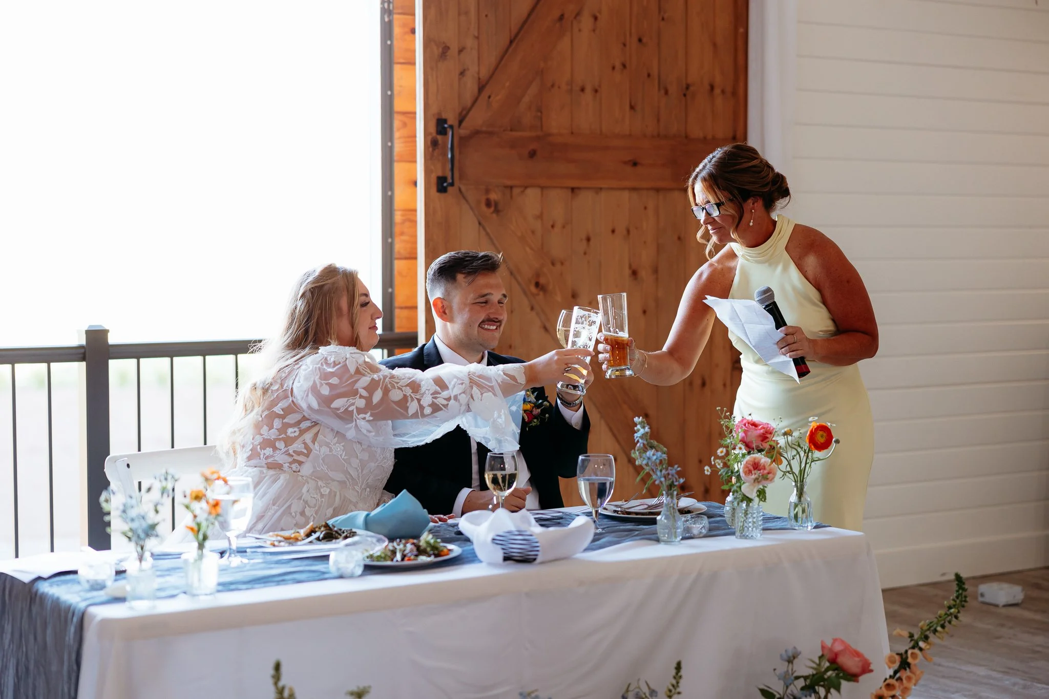 Fiddlers-Bluff-Snohomish-Wedding-Sarah-Campo-Photography-399.jpg