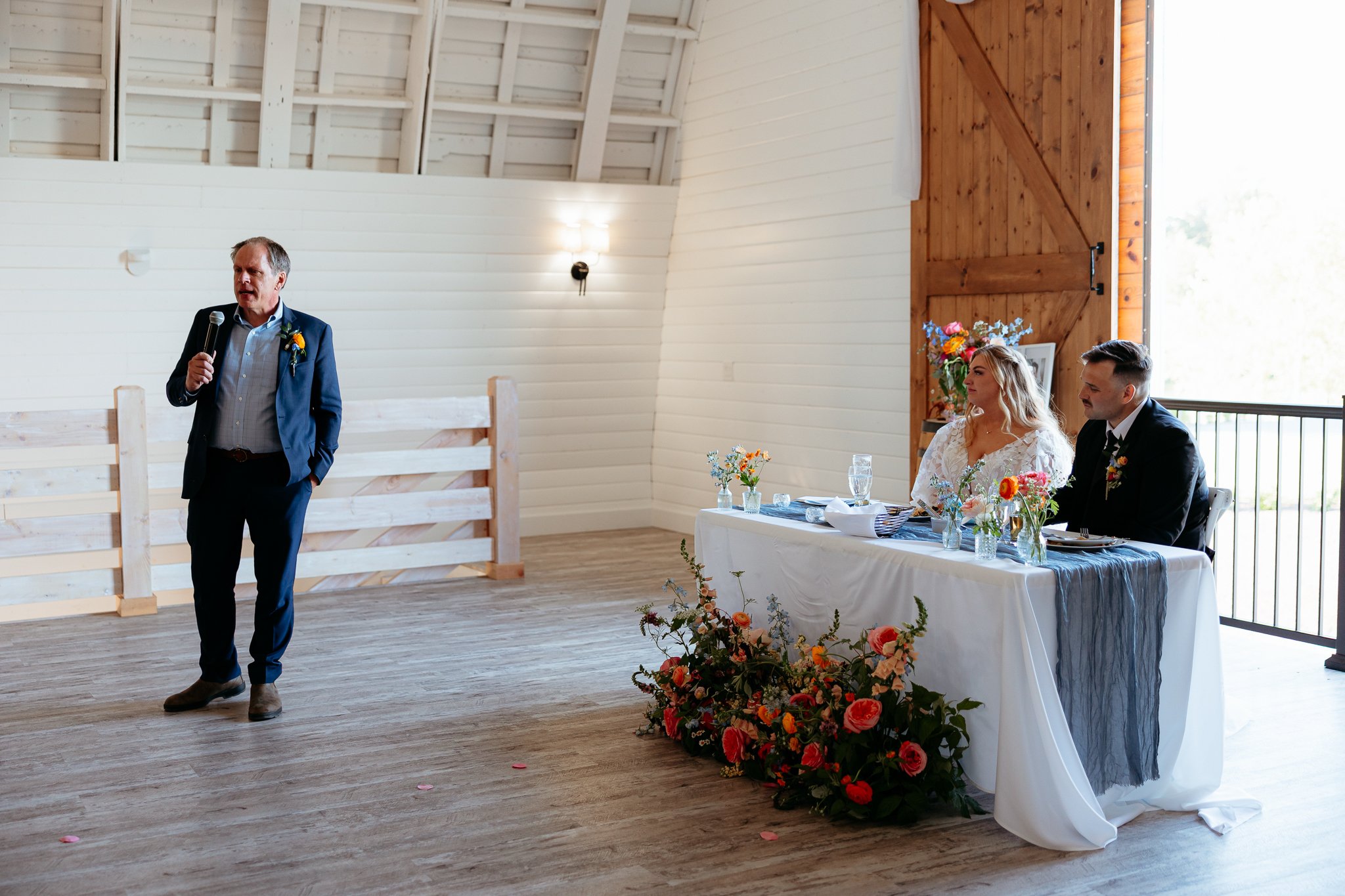 Fiddlers-Bluff-Snohomish-Wedding-Sarah-Campo-Photography-403.jpg