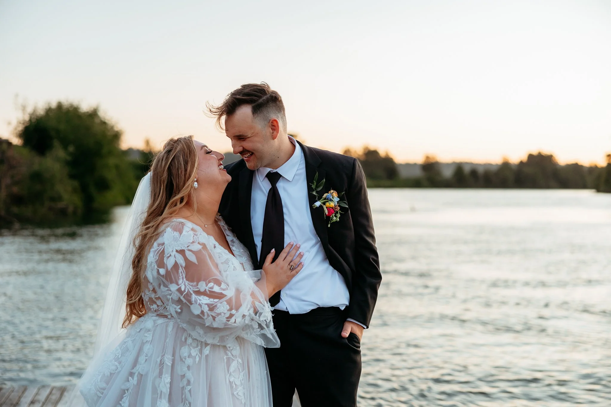 Fiddlers-Bluff-Snohomish-Wedding-Sarah-Campo-Photography-523.jpg