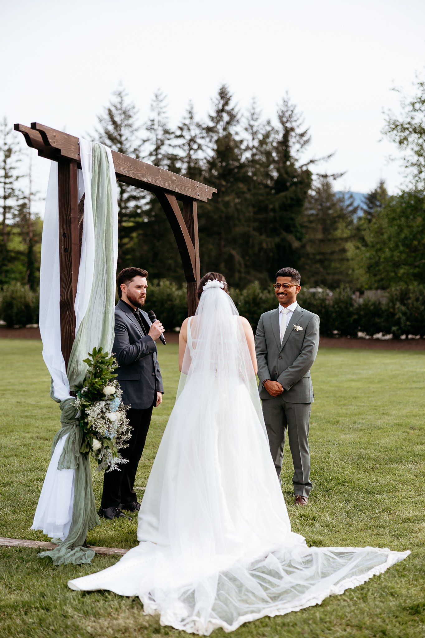 North-Fork-Farm-Wedding-Sarah-Campo-Photography-24.jpg