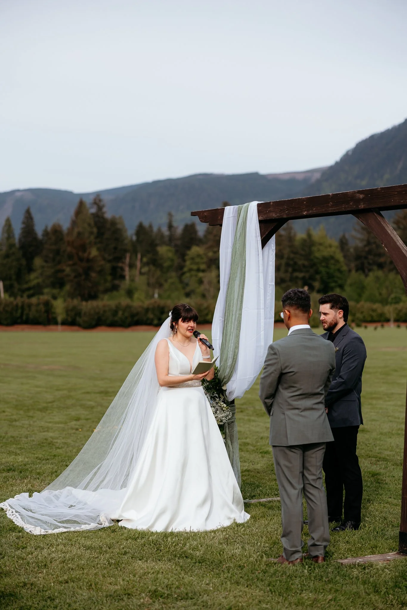 North-Fork-Farm-Wedding-Sarah-Campo-Photography-38.jpg