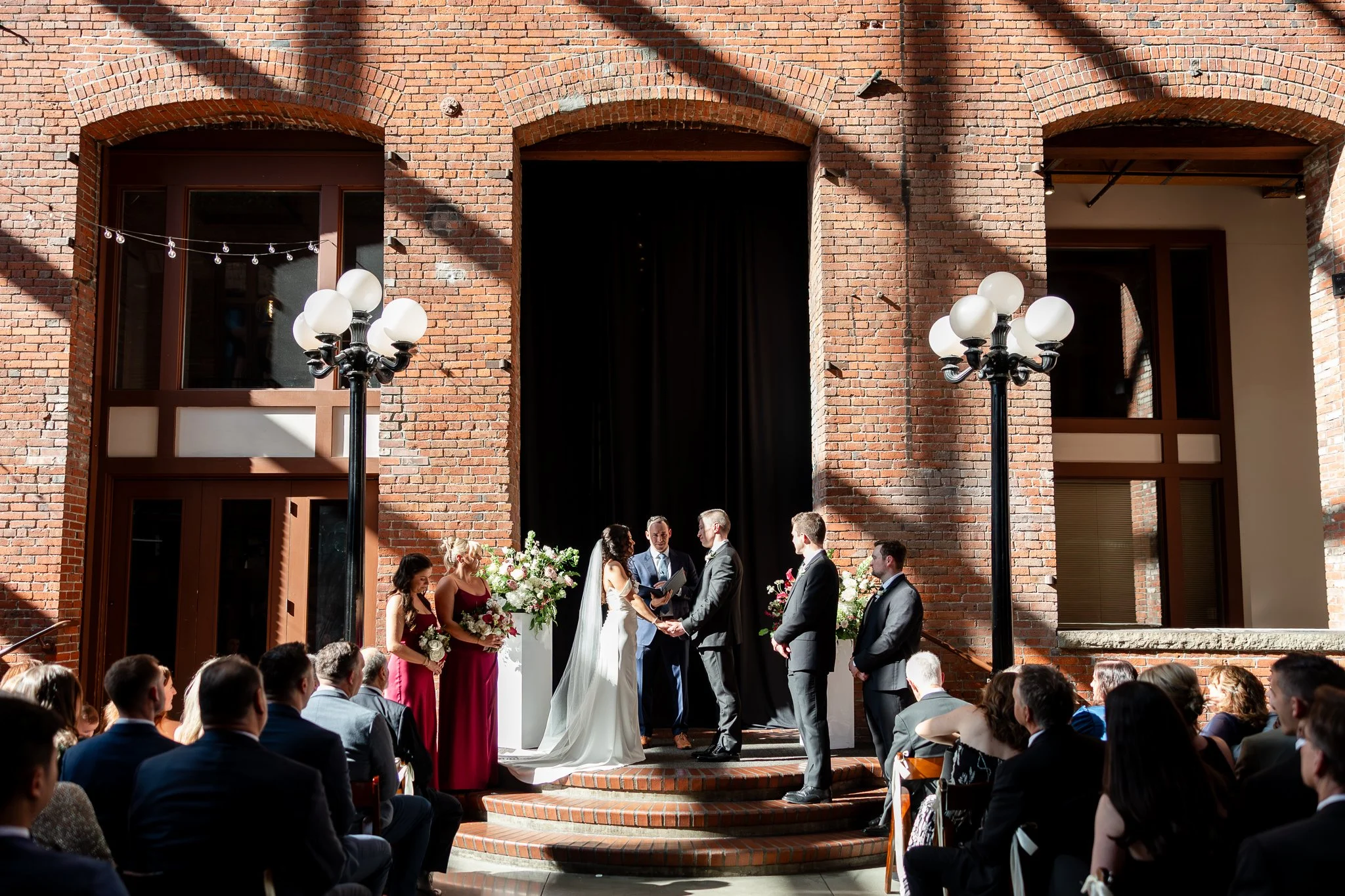 Europa-Court-in-the-Square-Seattle-Wedding-Sarah-Campo-Photography-196.jpg