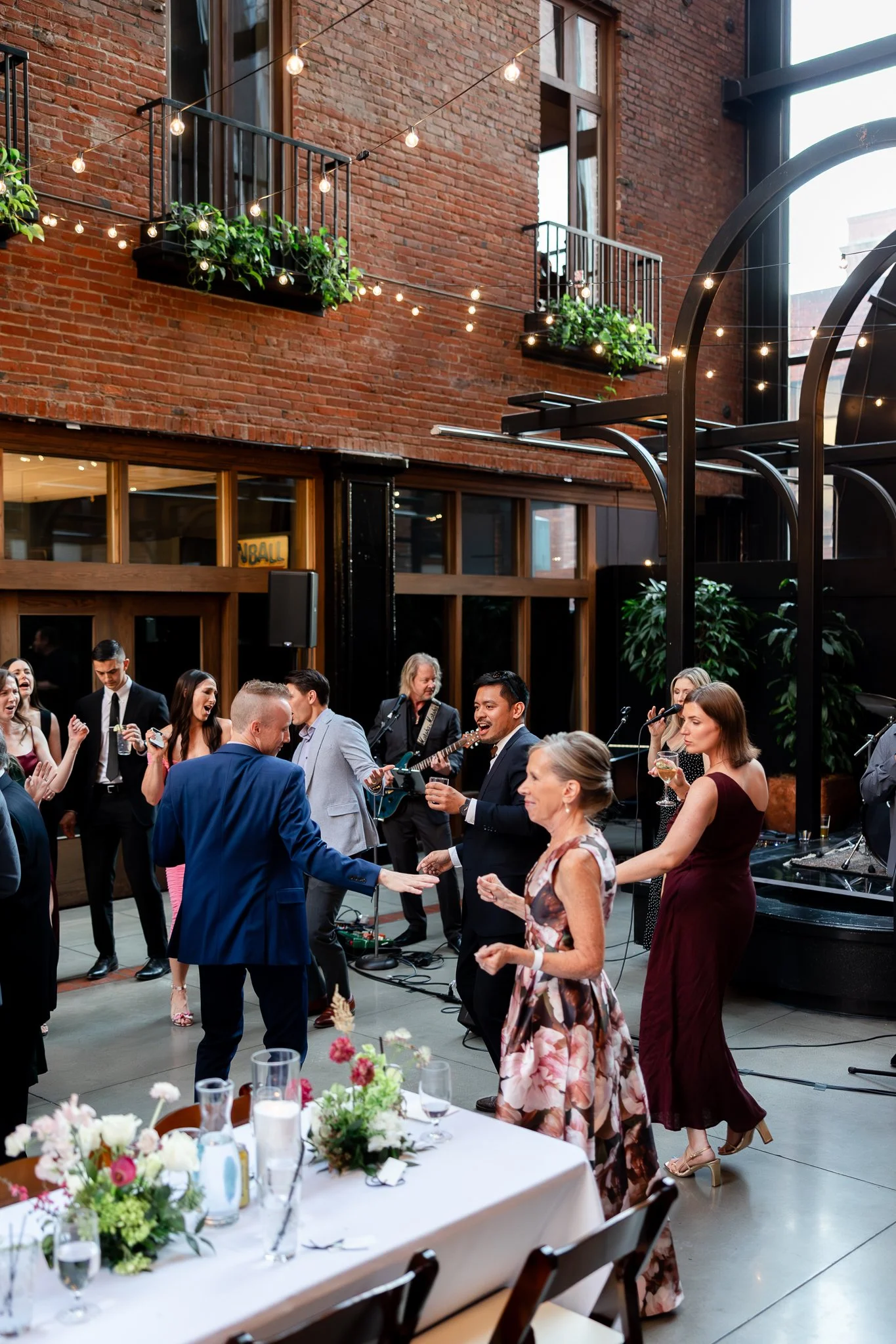 Europa-Court-in-the-Square-Seattle-Wedding-Sarah-Campo-Photography-425.jpg