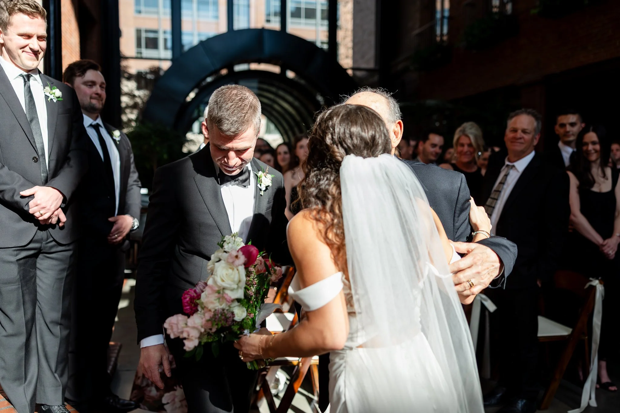 Europa-Court-in-the-Square-Seattle-Wedding-Sarah-Campo-Photography-194.jpg