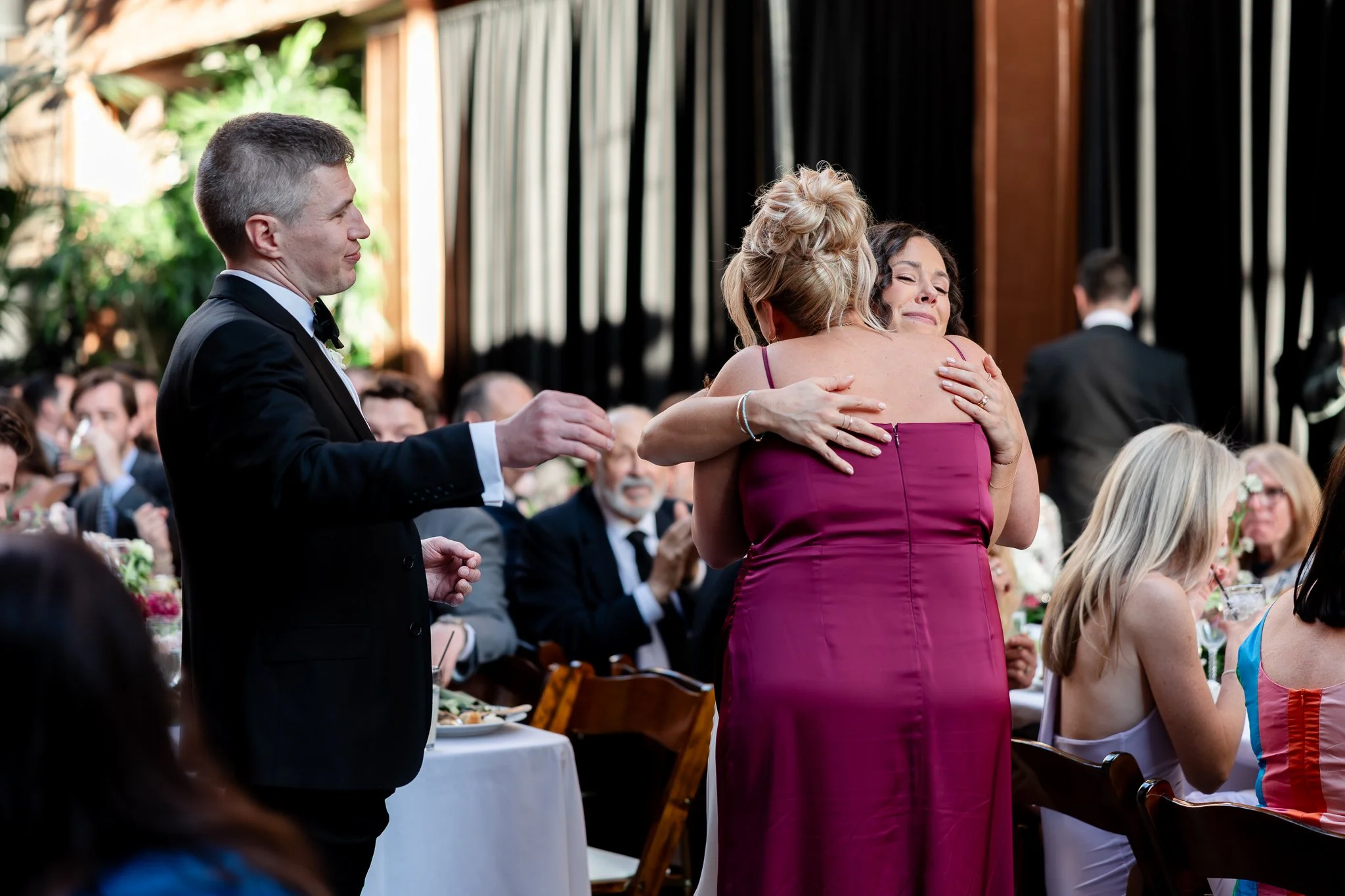 Europa-Court-in-the-Square-Seattle-Wedding-Sarah-Campo-Photography-315.jpg