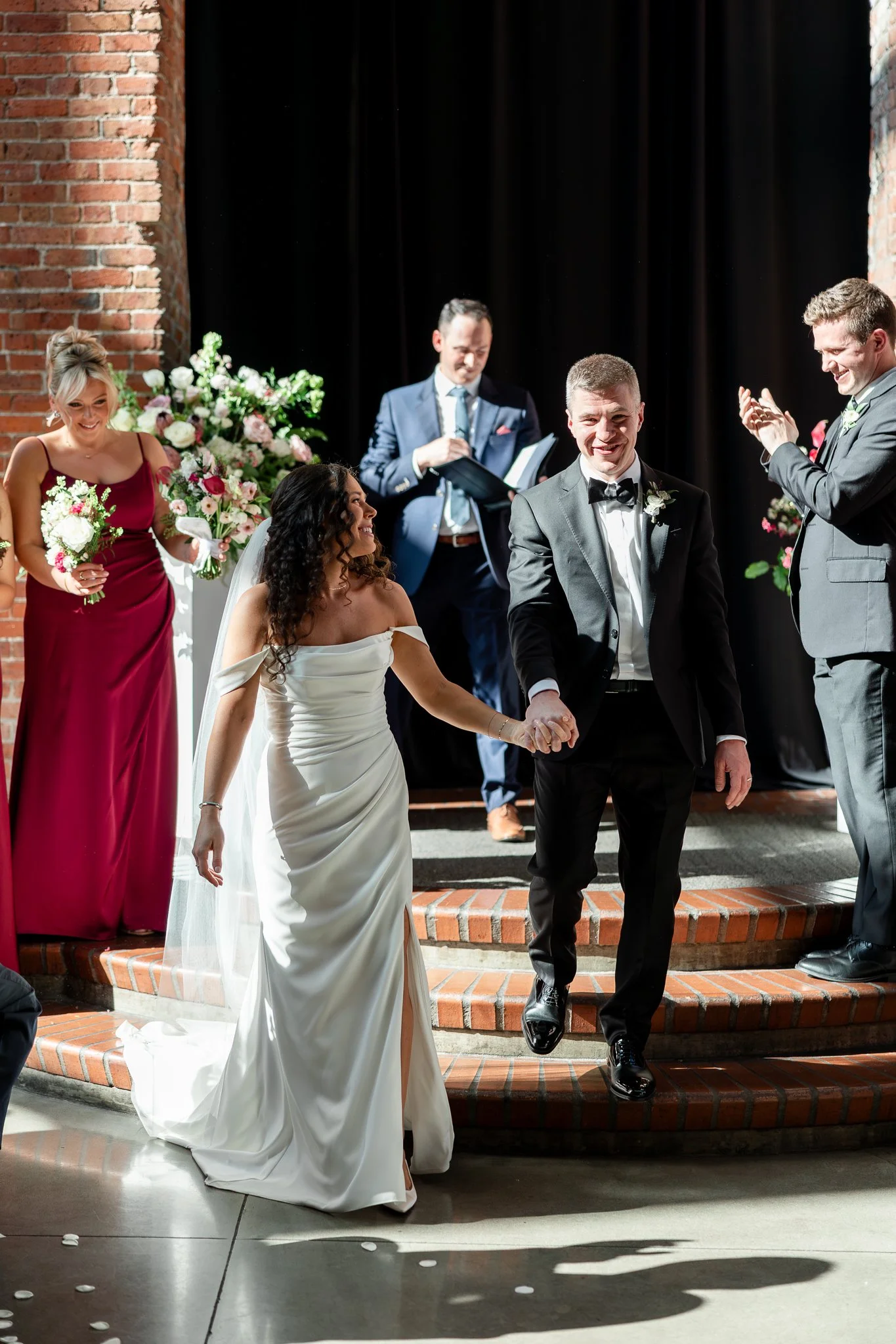 Europa-Court-in-the-Square-Seattle-Wedding-Sarah-Campo-Photography-230.jpg