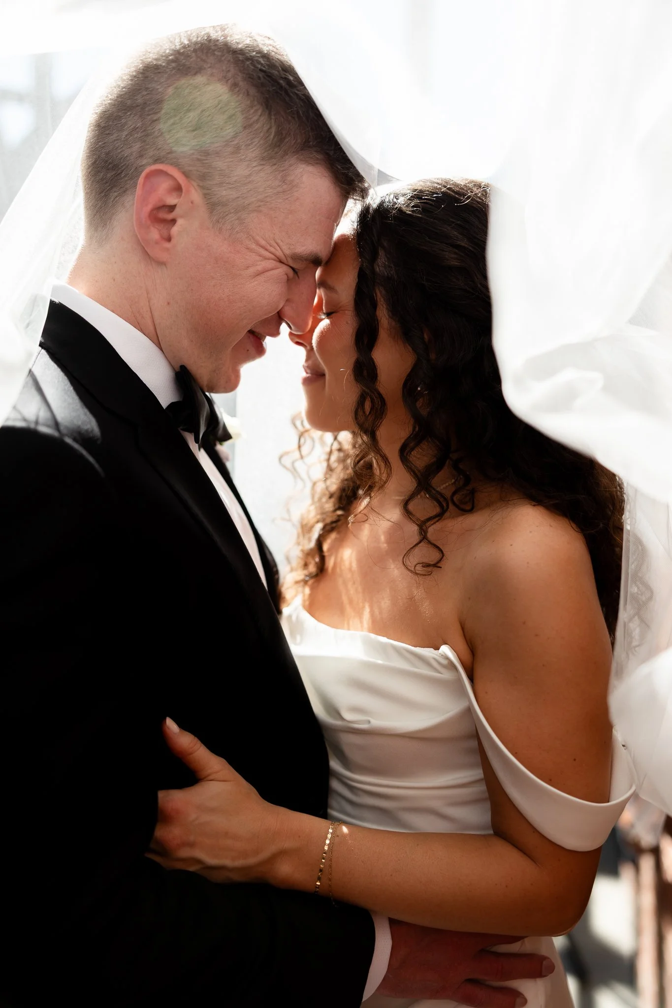 Europa-Court-in-the-Square-Seattle-Wedding-Sarah-Campo-Photography-134.jpg