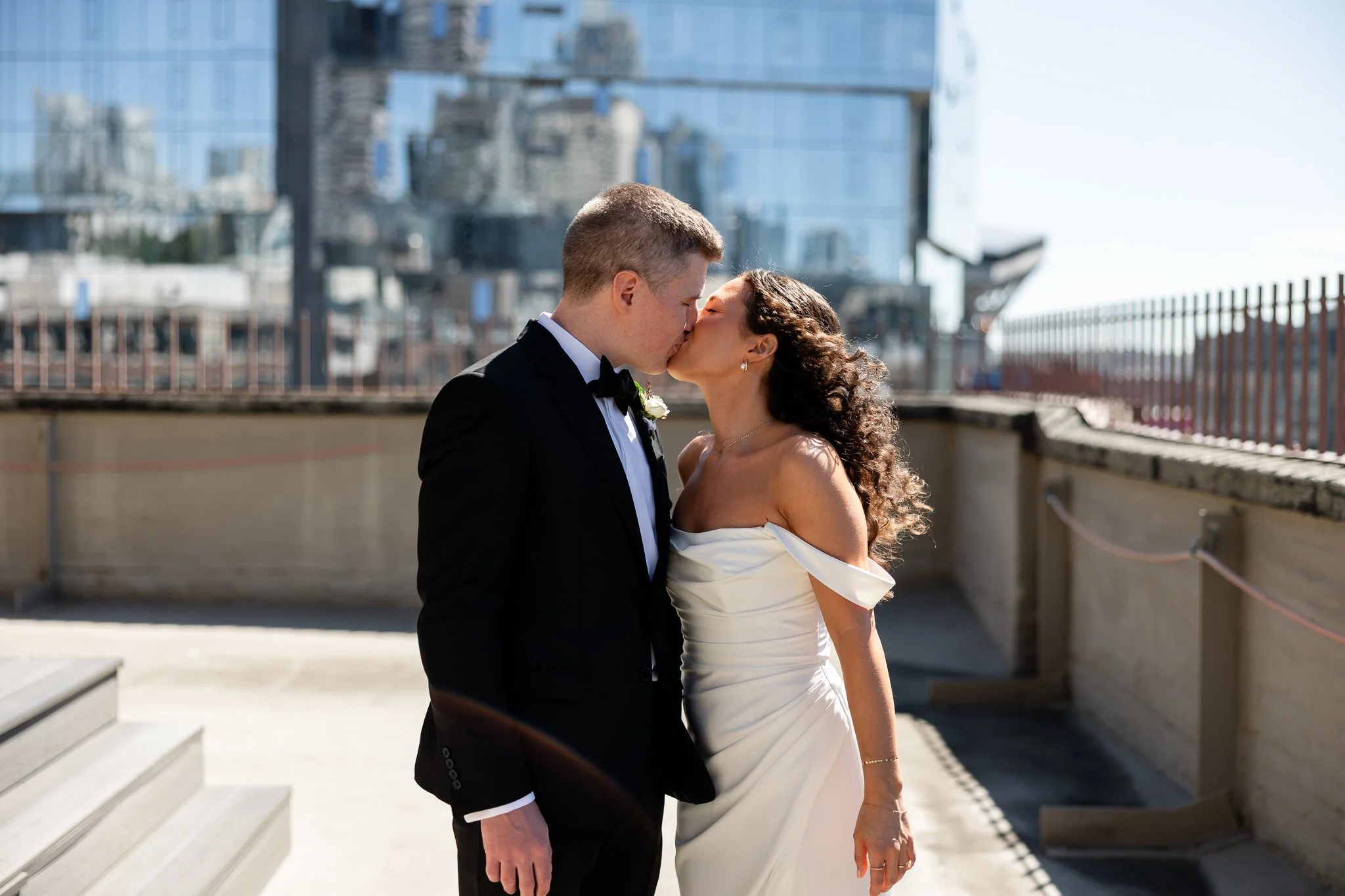 Europa-Court-in-the-Square-Seattle-Wedding-Sarah-Campo-Photography-46.jpg