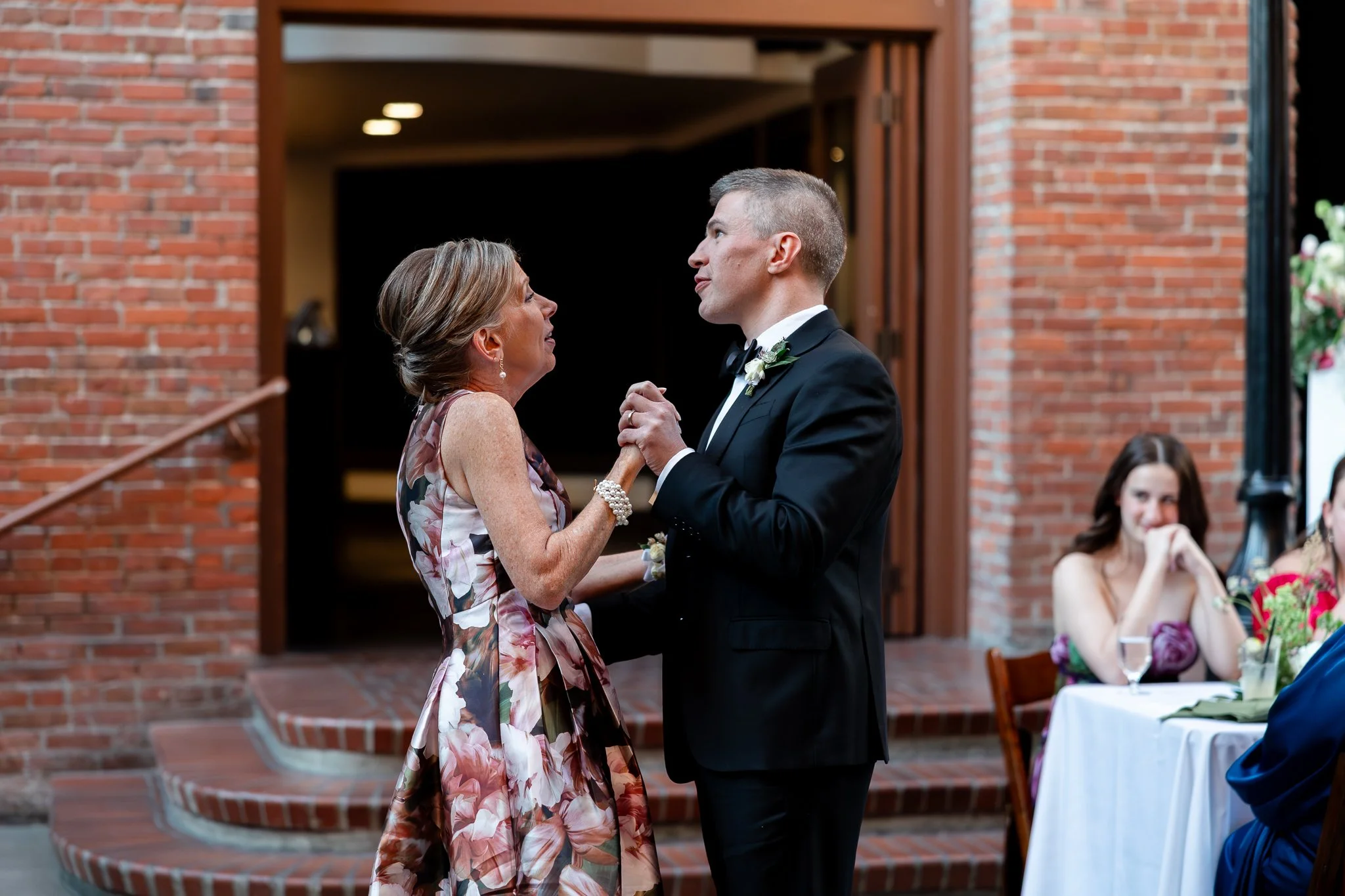 Europa-Court-in-the-Square-Seattle-Wedding-Sarah-Campo-Photography-384.jpg