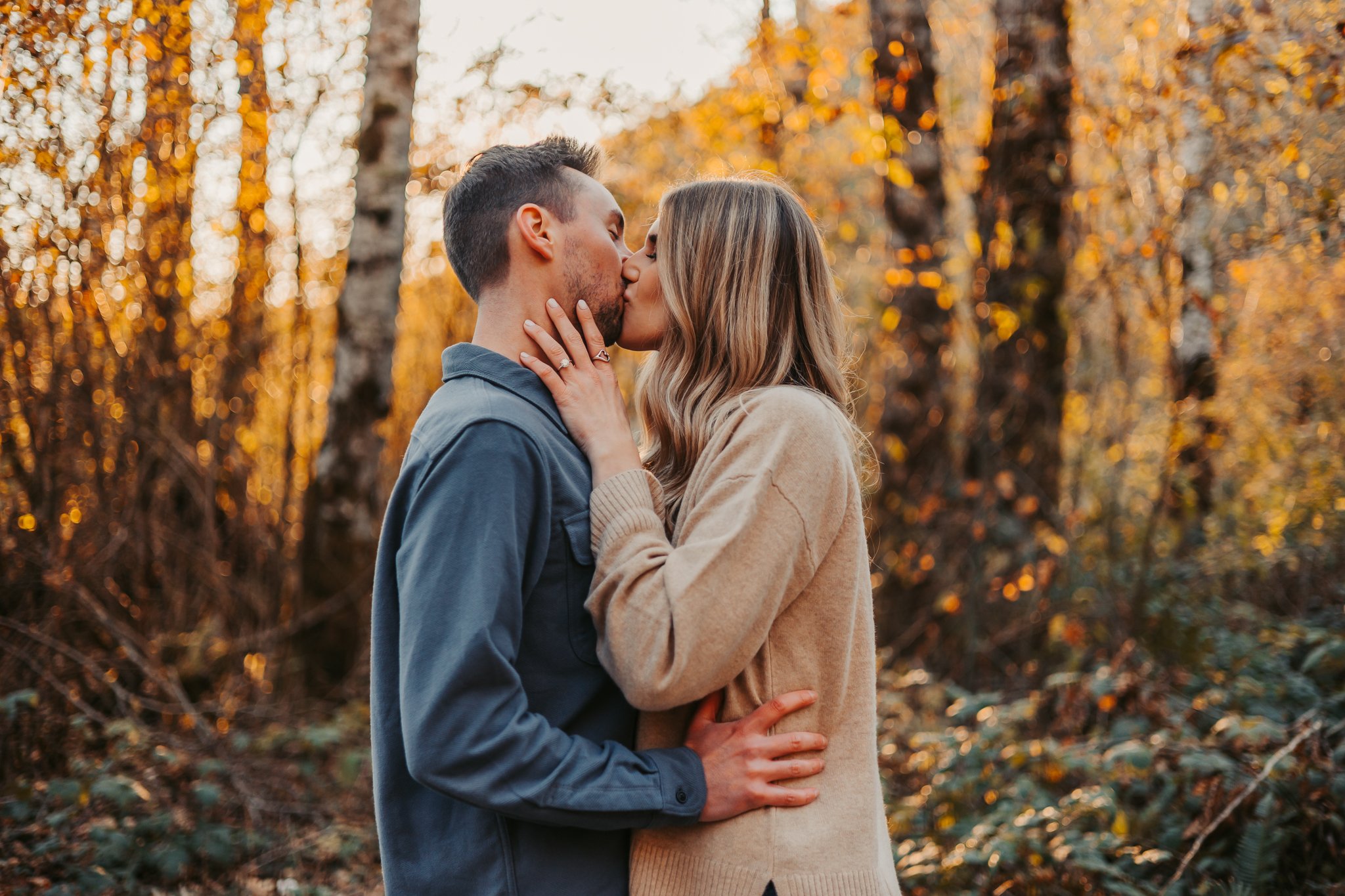 Fall Rattlesnake Lake Engagement Photos