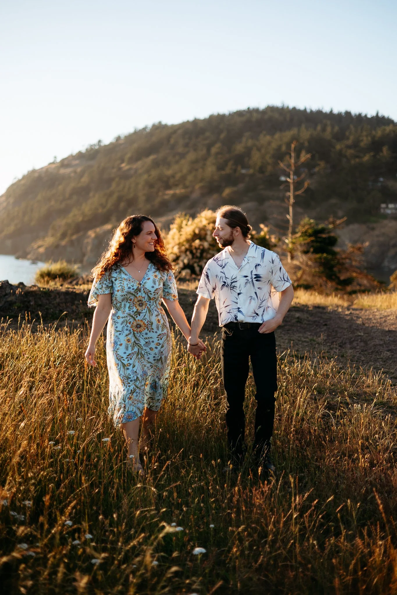 Rosario-Beach-Engagement-Sarah-Campo-Photography-3.jpg