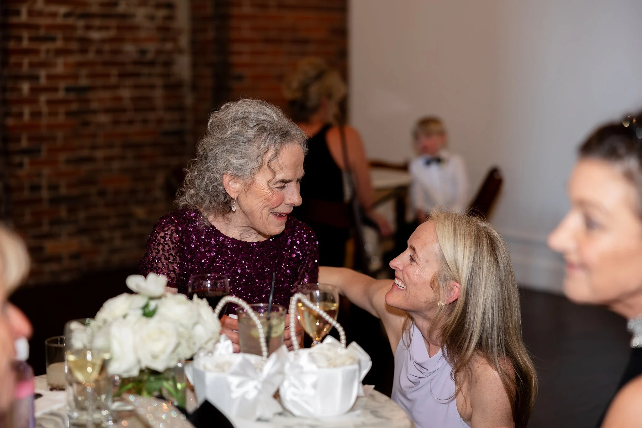 Europa-Court-in-the-Square-Seattle-Wedding-Sarah-Campo-Photography-253.jpg