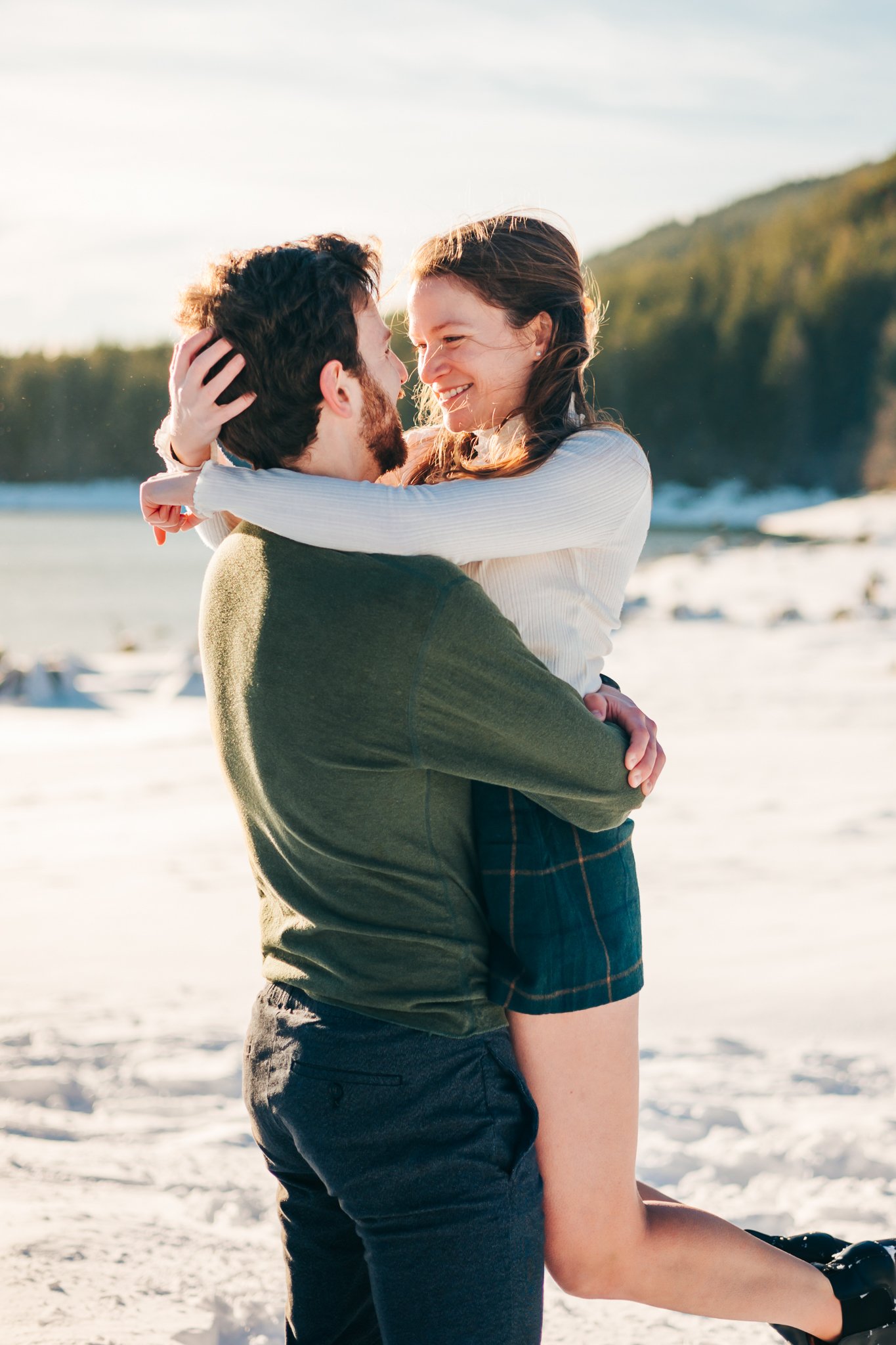 Rattlesnake Lake Engagement Photos in the Winter