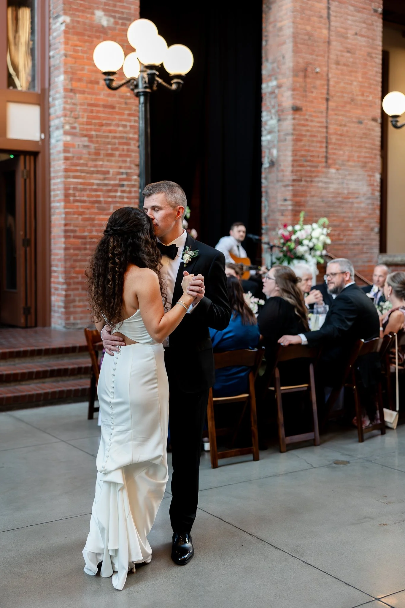 Europa-Court-in-the-Square-Seattle-Wedding-Sarah-Campo-Photography-354.jpg