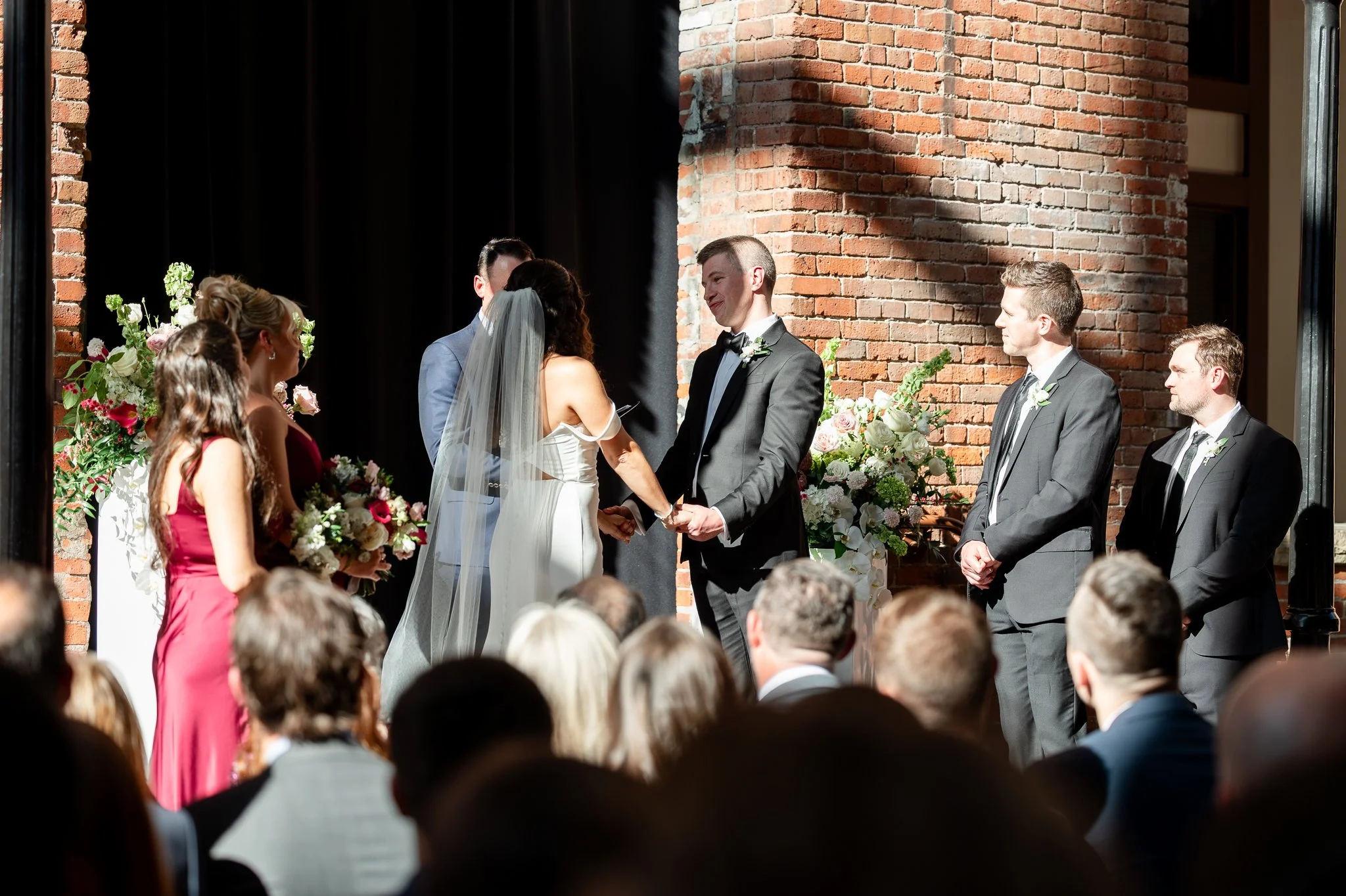 Europa-Court-in-the-Square-Seattle-Wedding-Sarah-Campo-Photography-211.jpg