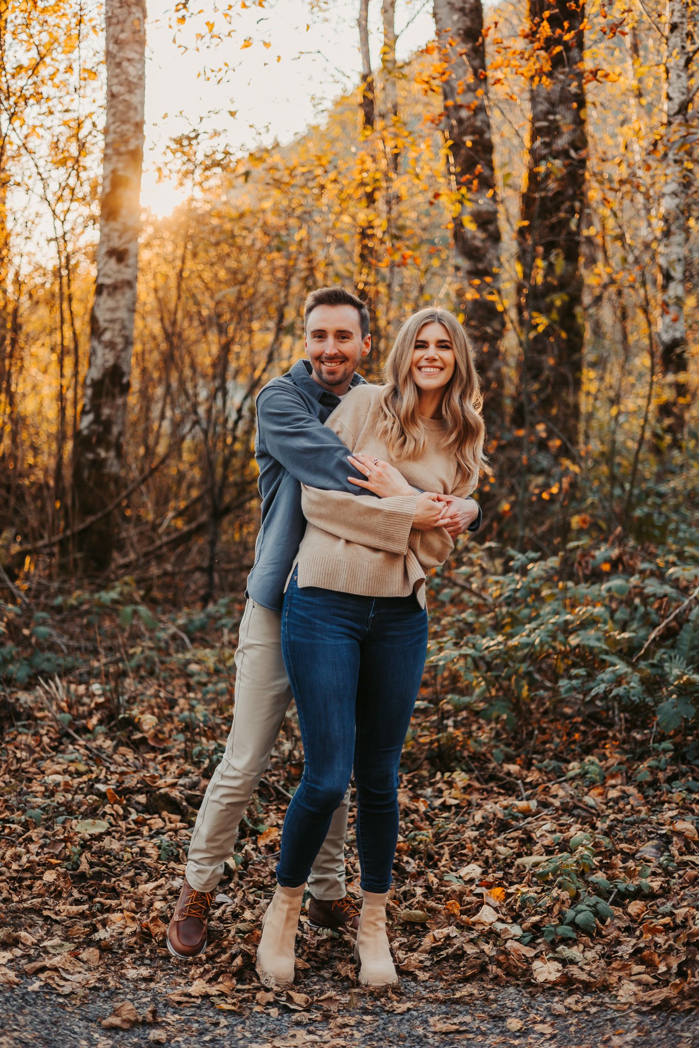 Fall Rattlesnake Lake Engagement Photos