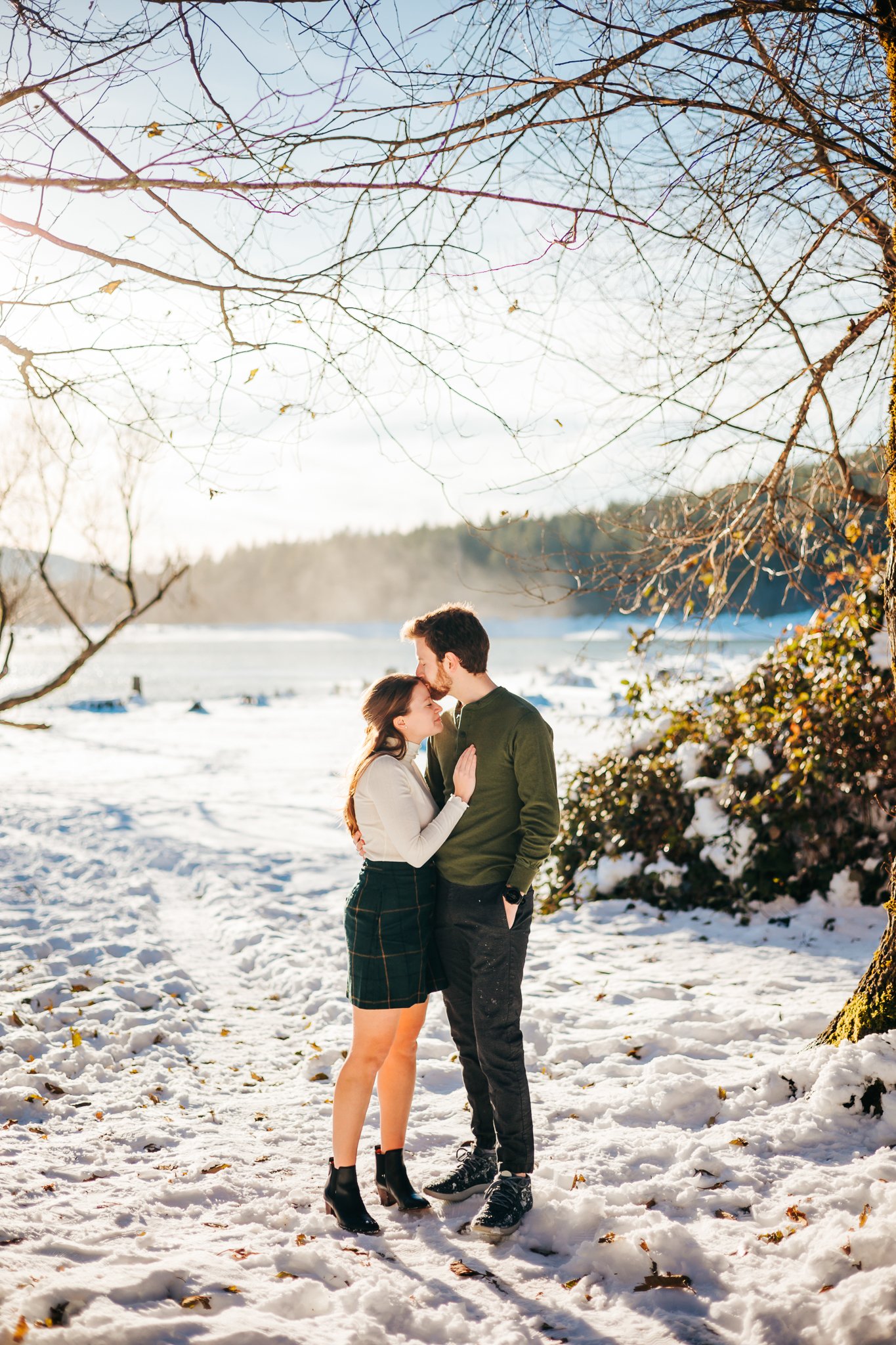 Rattlesnake Lake Engagement Photos in the Winter