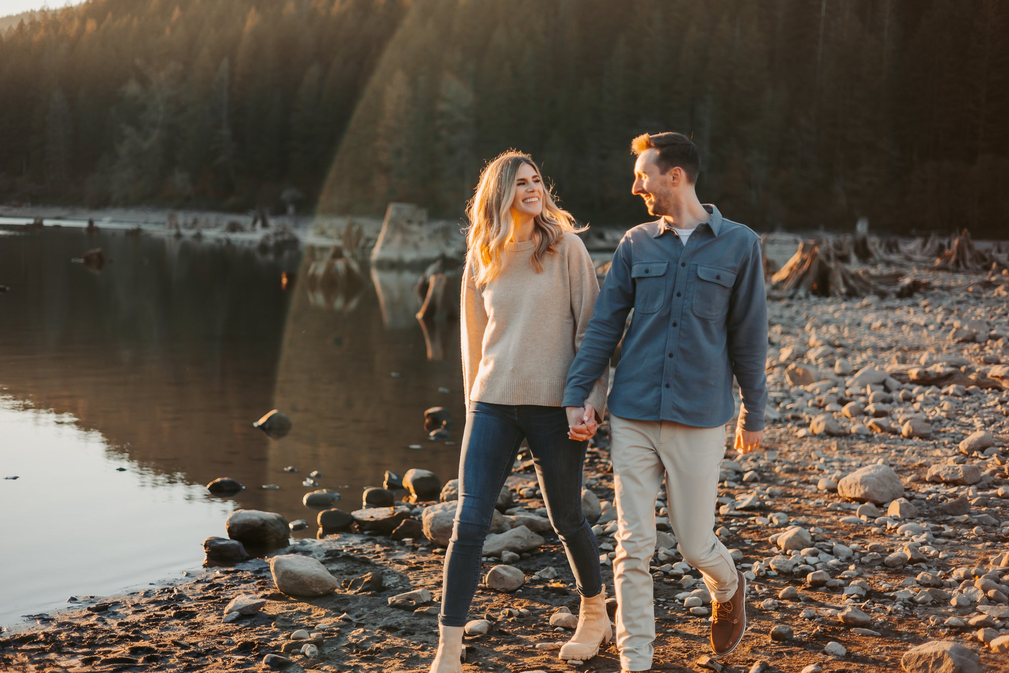 Fall Rattlesnake Lake Engagement Photos