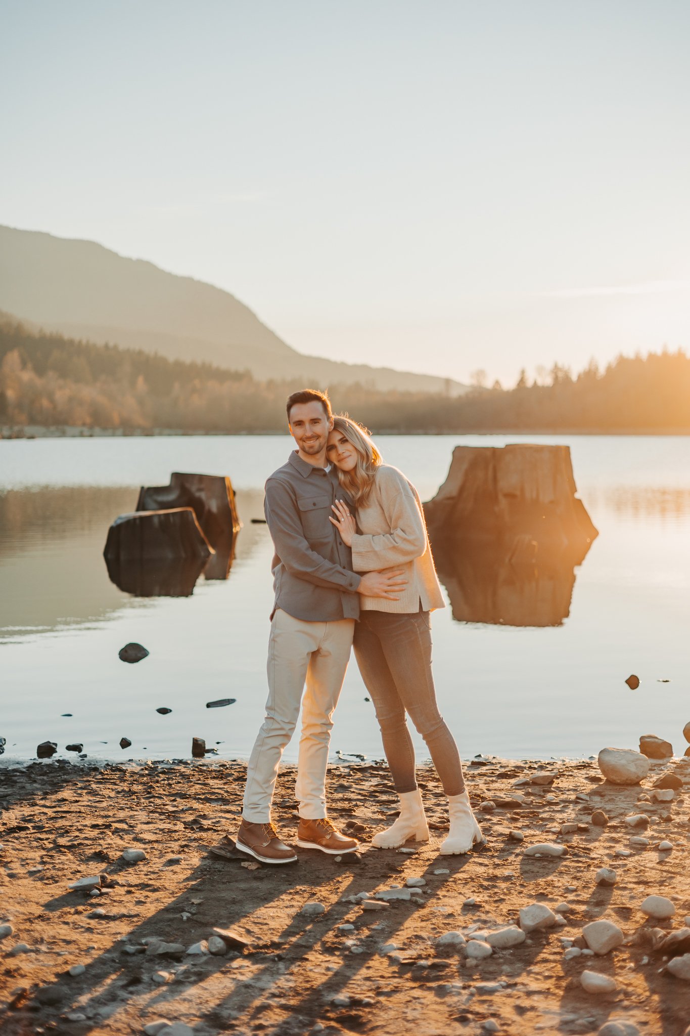 Fall Rattlesnake Lake Engagement Photos