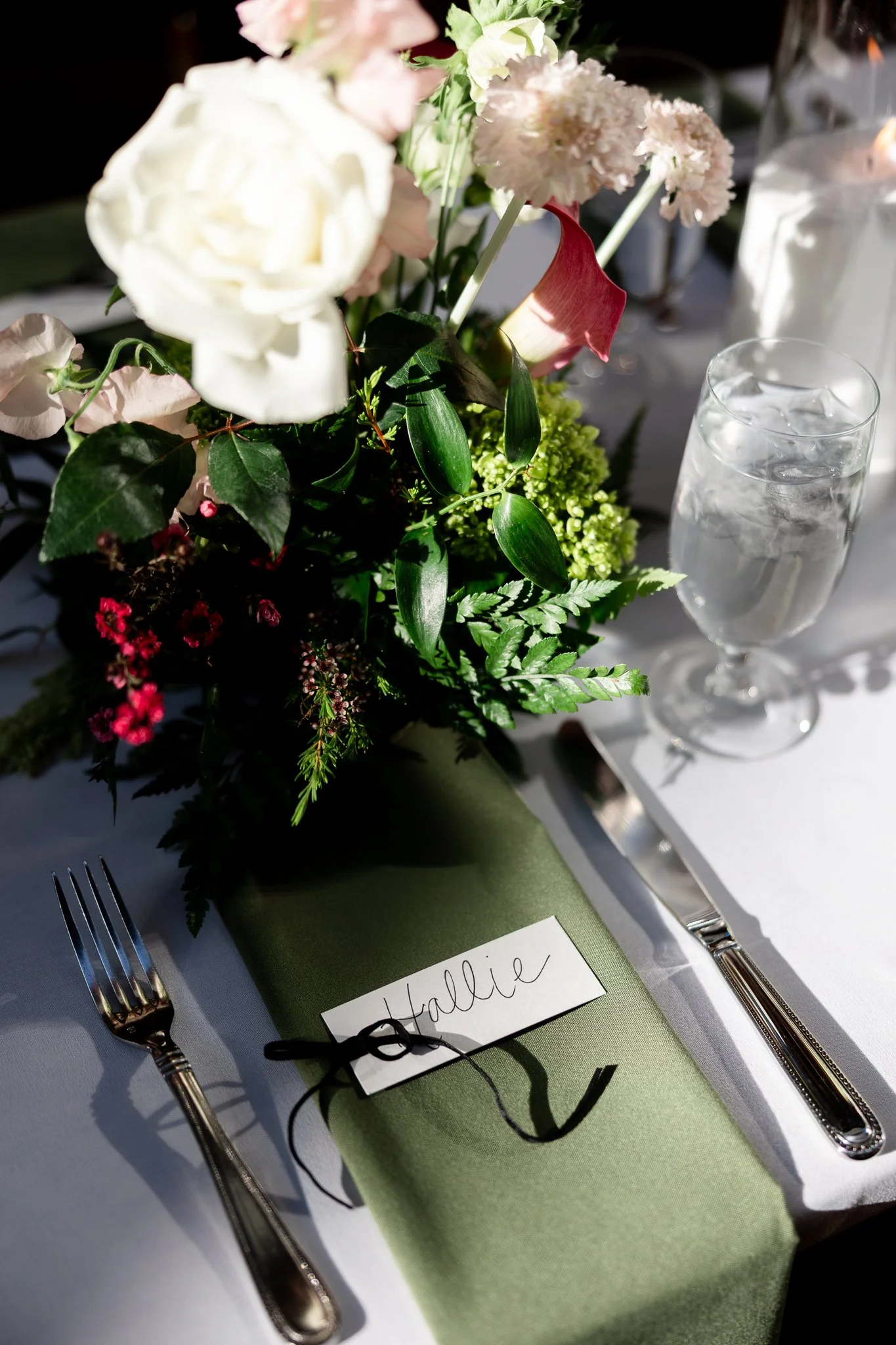 Europa-Court-in-the-Square-Seattle-Wedding-Sarah-Campo-Photography-293.jpg