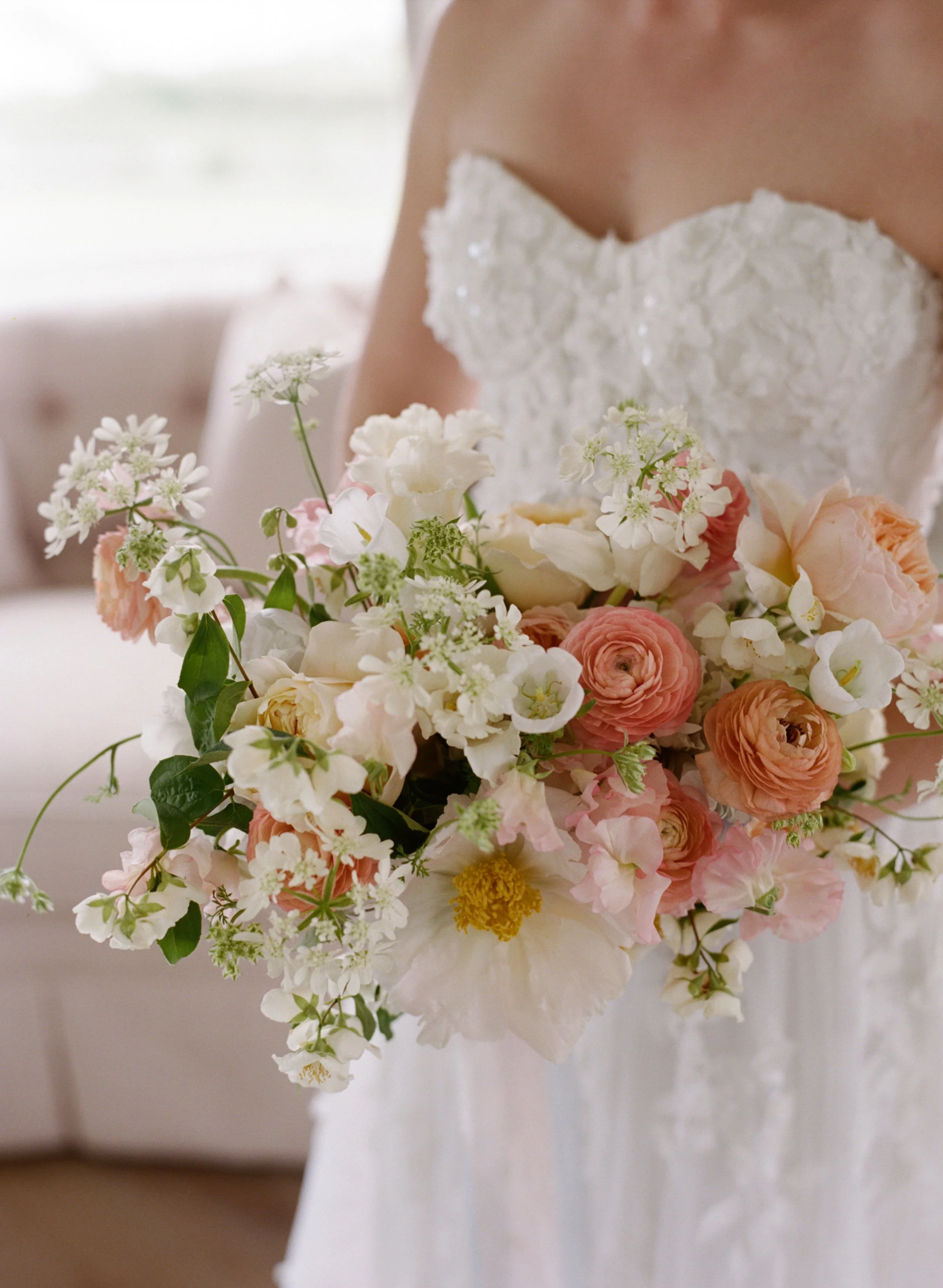 Spring blooming bridal bouquet - photography by Charlotte Jenks Lewis (Copy)