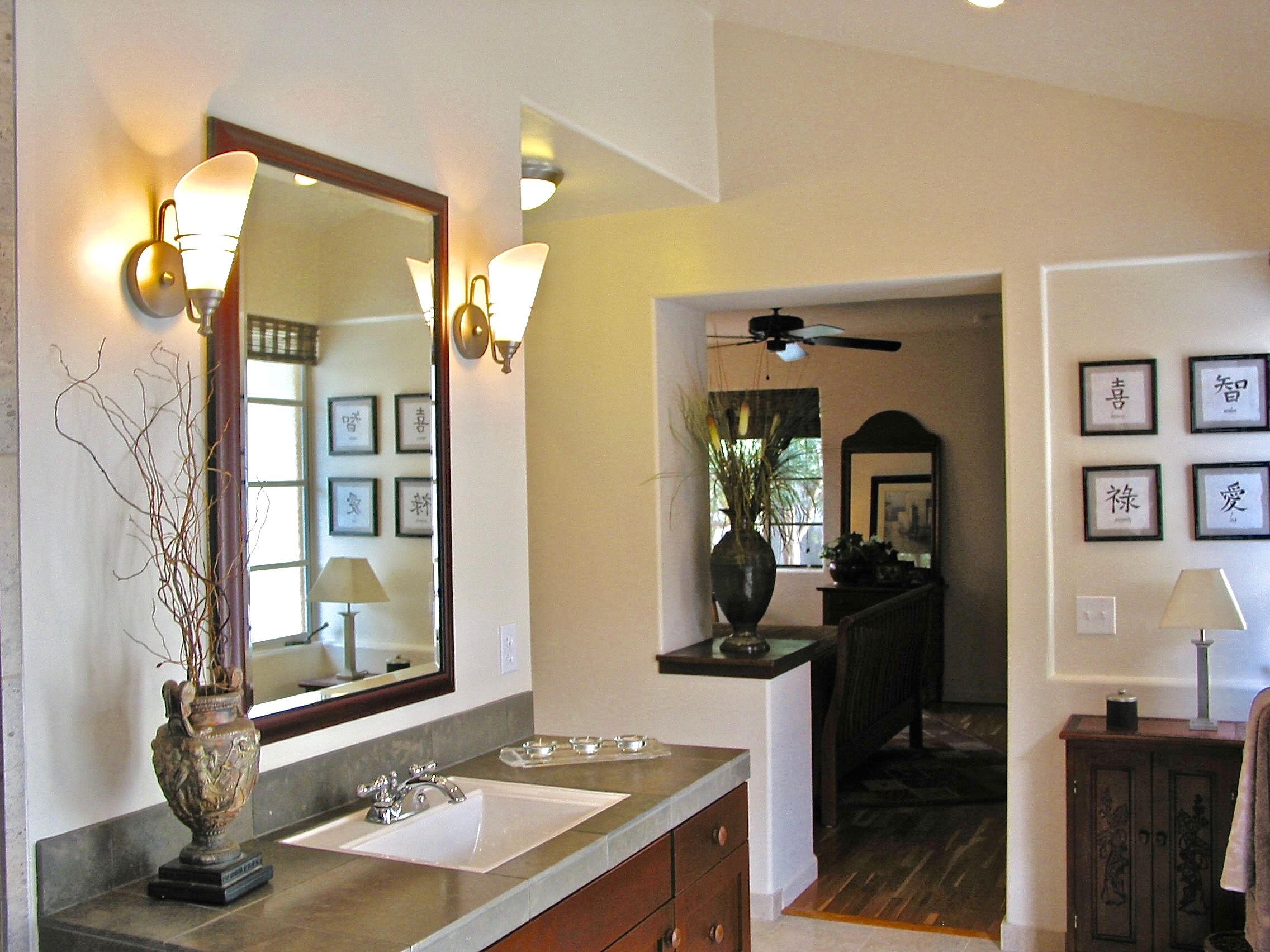 Casa Trager - Bthrm - North.jpg